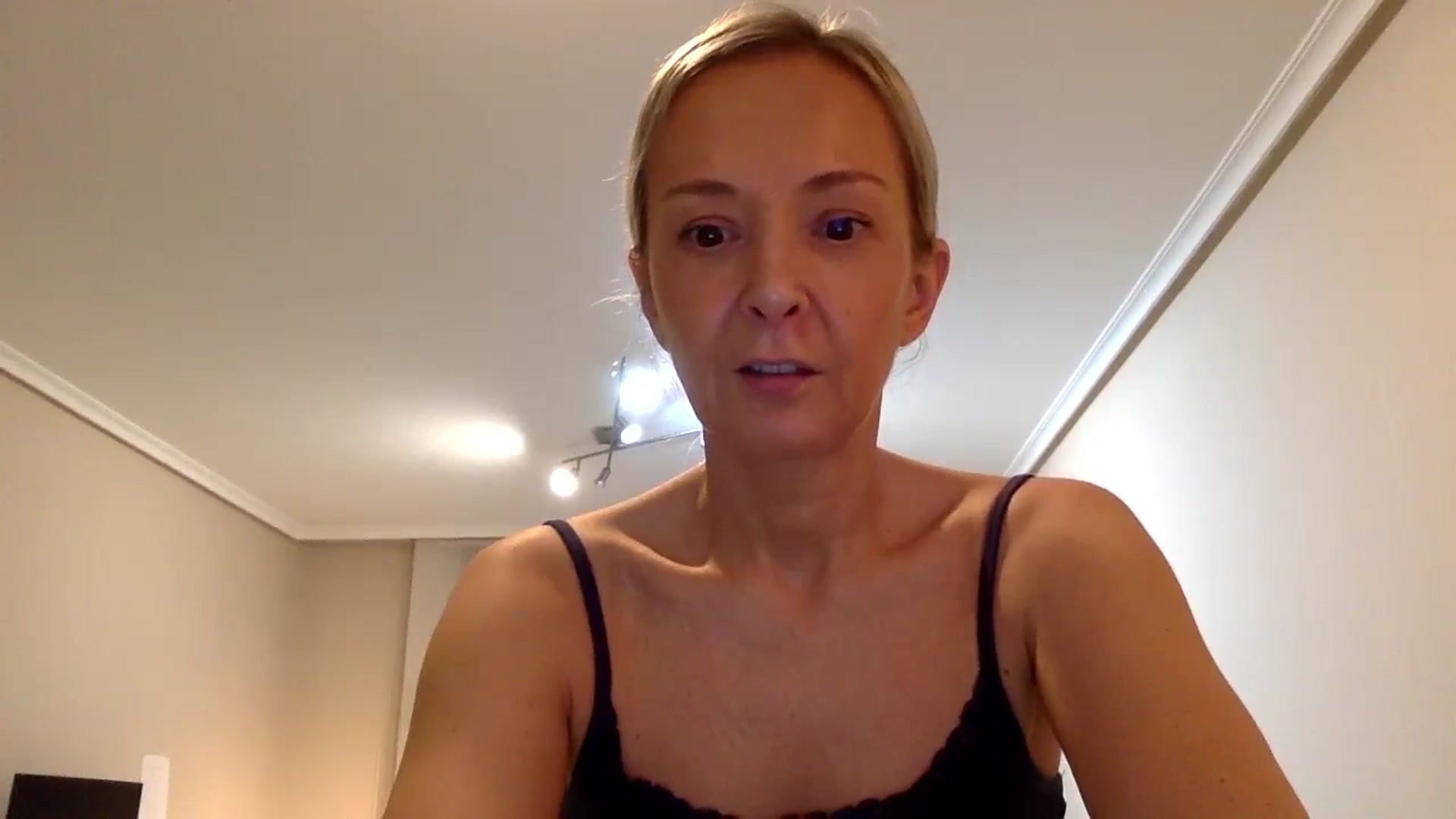 Gallery image thumbnail from Aimee_Angel's myfreecams stream on, 02/18/2025, 18:50 image 4 of 20