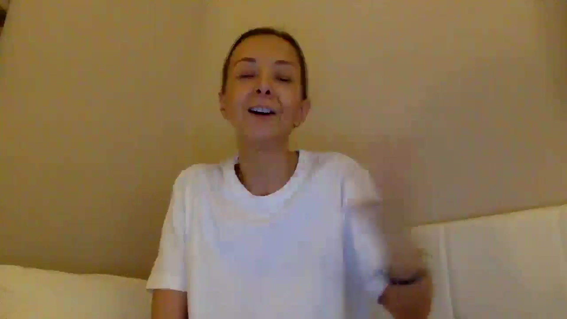 Gallery image thumbnail from Aimee_Angel's myfreecams stream on, 02/24/2025, 22:17 image 7 of 20