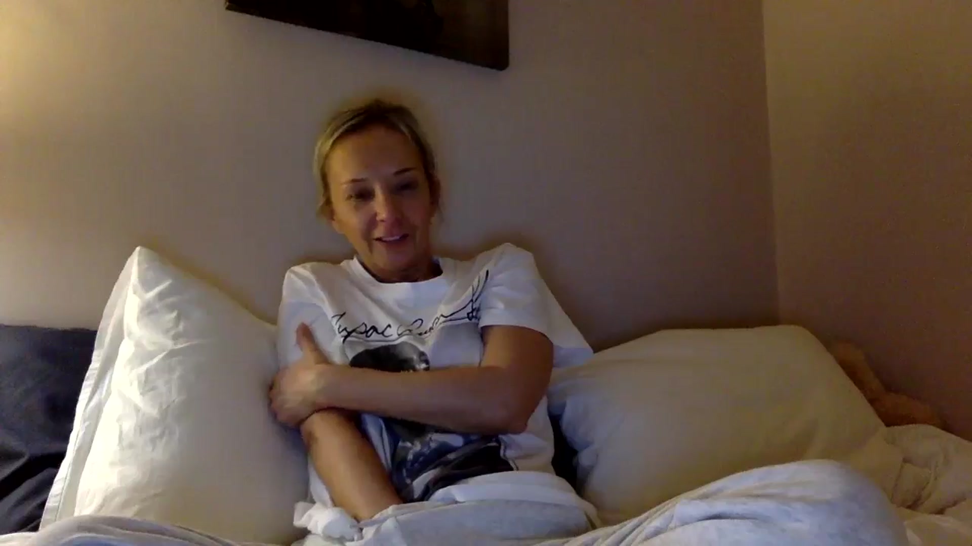 Gallery image thumbnail from Aimee_Angel's myfreecams stream on, 03/03/2025, 20:17 image 3 of 20