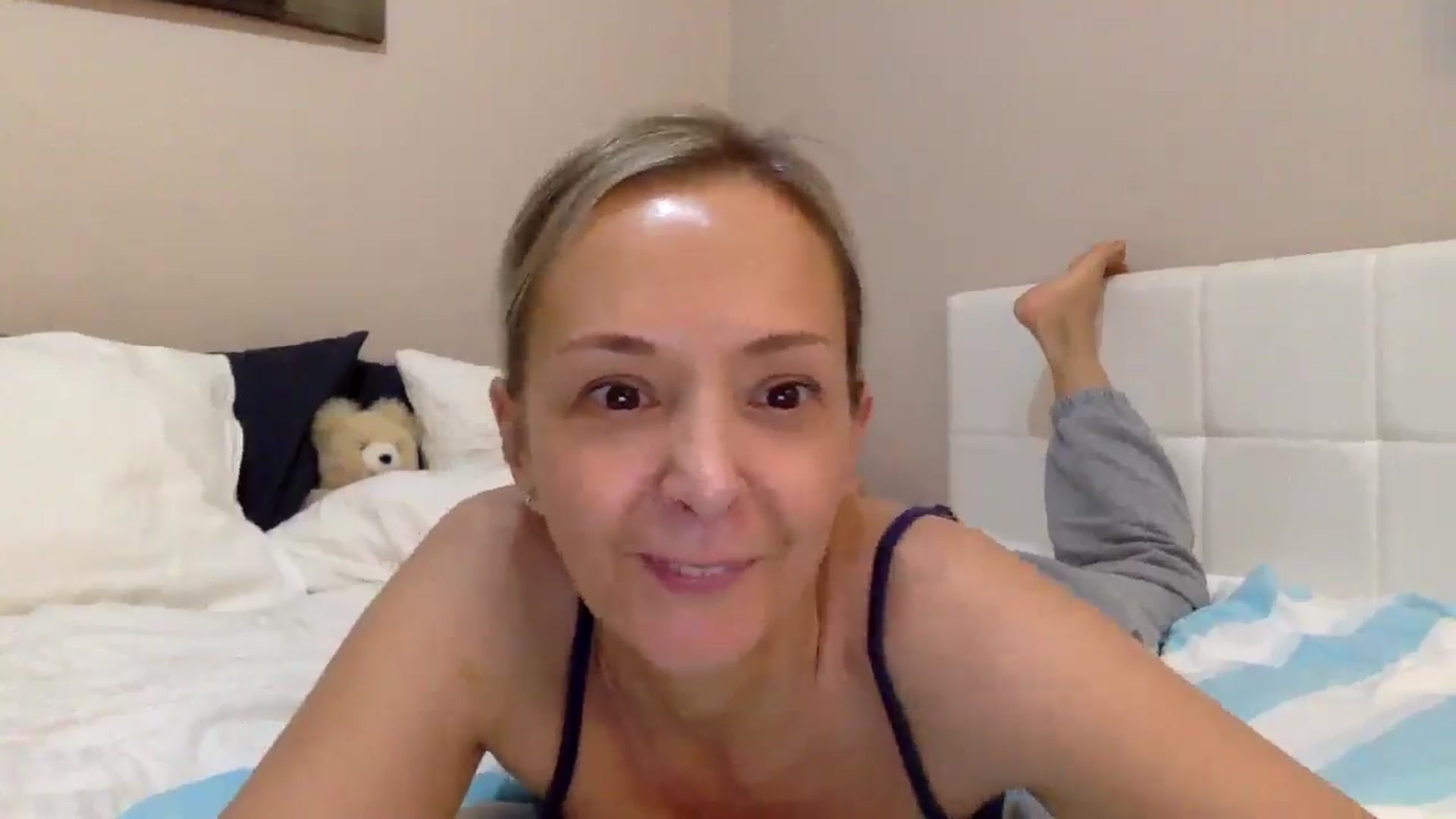 Gallery image thumbnail from Aimee_Angel's myfreecams stream on, 03/06/2025, 20:58 image 7 of 20