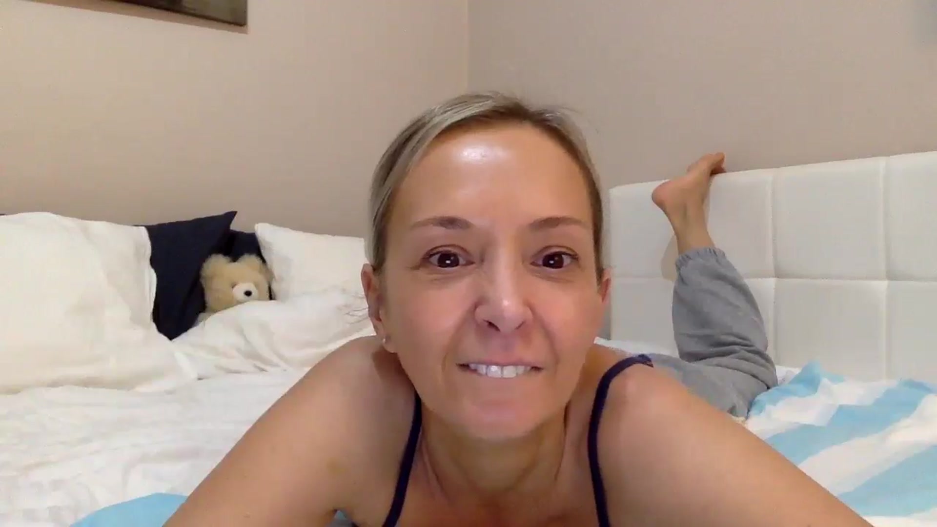 Gallery image thumbnail from Aimee_Angel's myfreecams stream on, 03/06/2025, 20:58 image 8 of 20