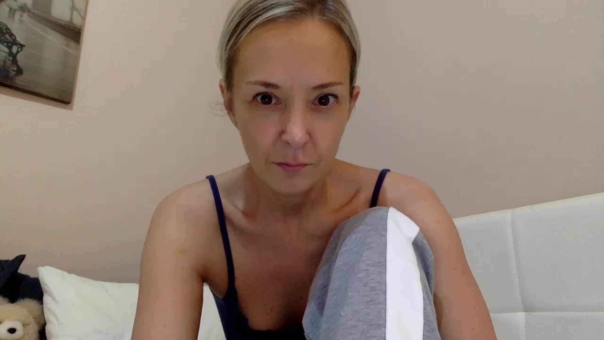 Gallery image thumbnail from Aimee_Angel's myfreecams stream on, 03/06/2025, 21:26 image 8 of 20