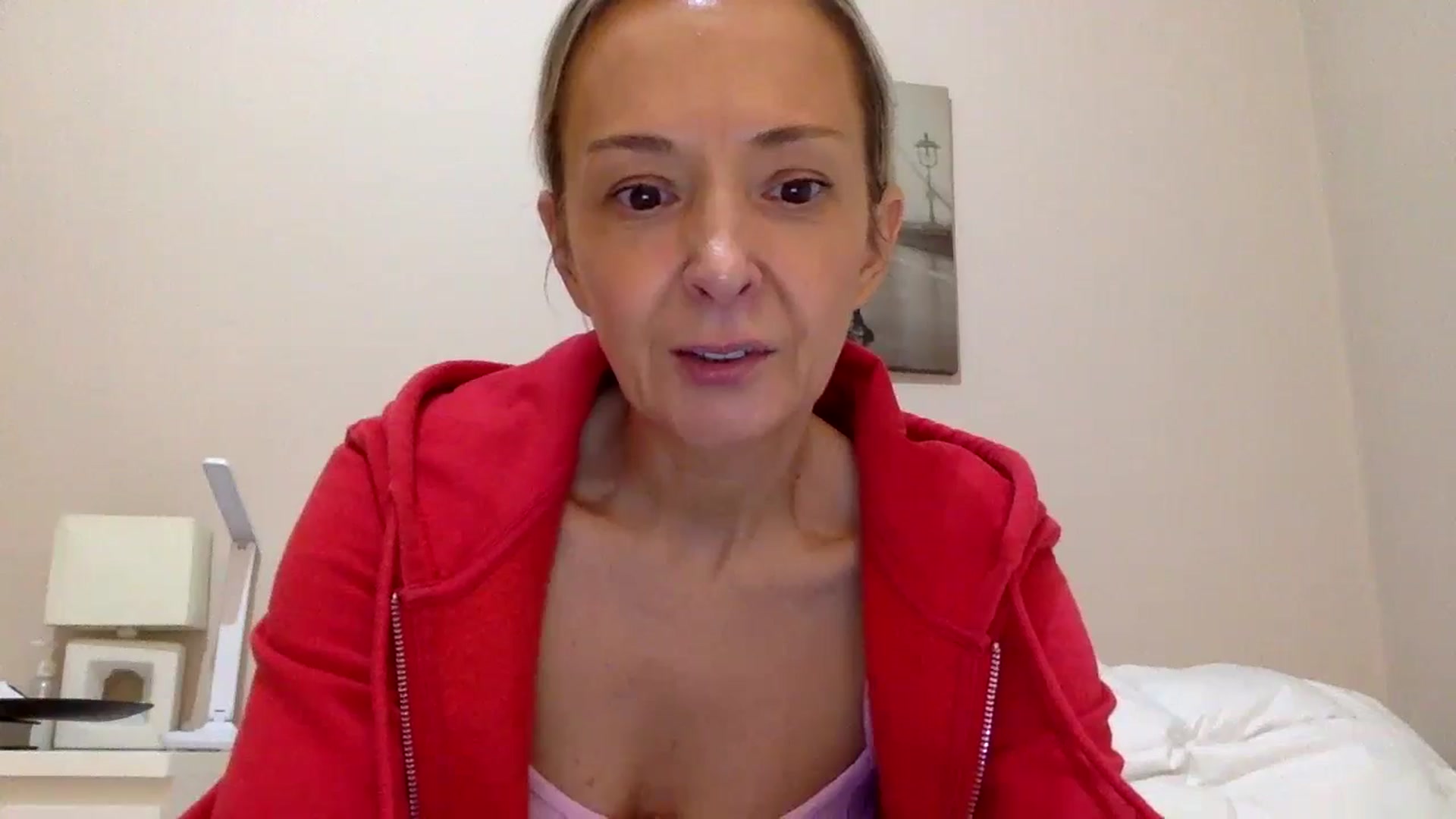 Gallery image thumbnail from Aimee_Angel's myfreecams stream on, 03/15/2025, 21:08 image 14 of 20