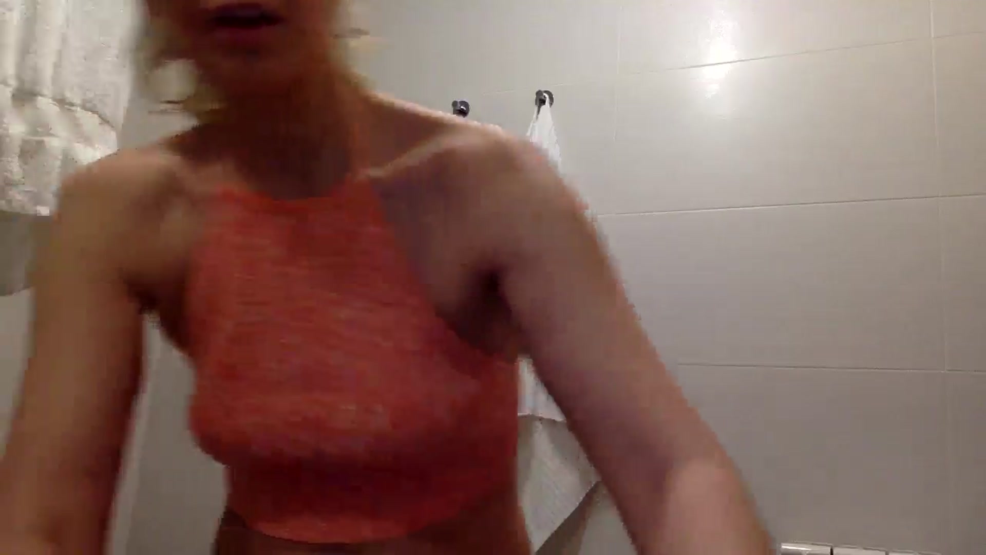 Gallery image thumbnail from Aimee_Angel's myfreecams stream on, 03/16/2025, 22:38 image 3 of 20