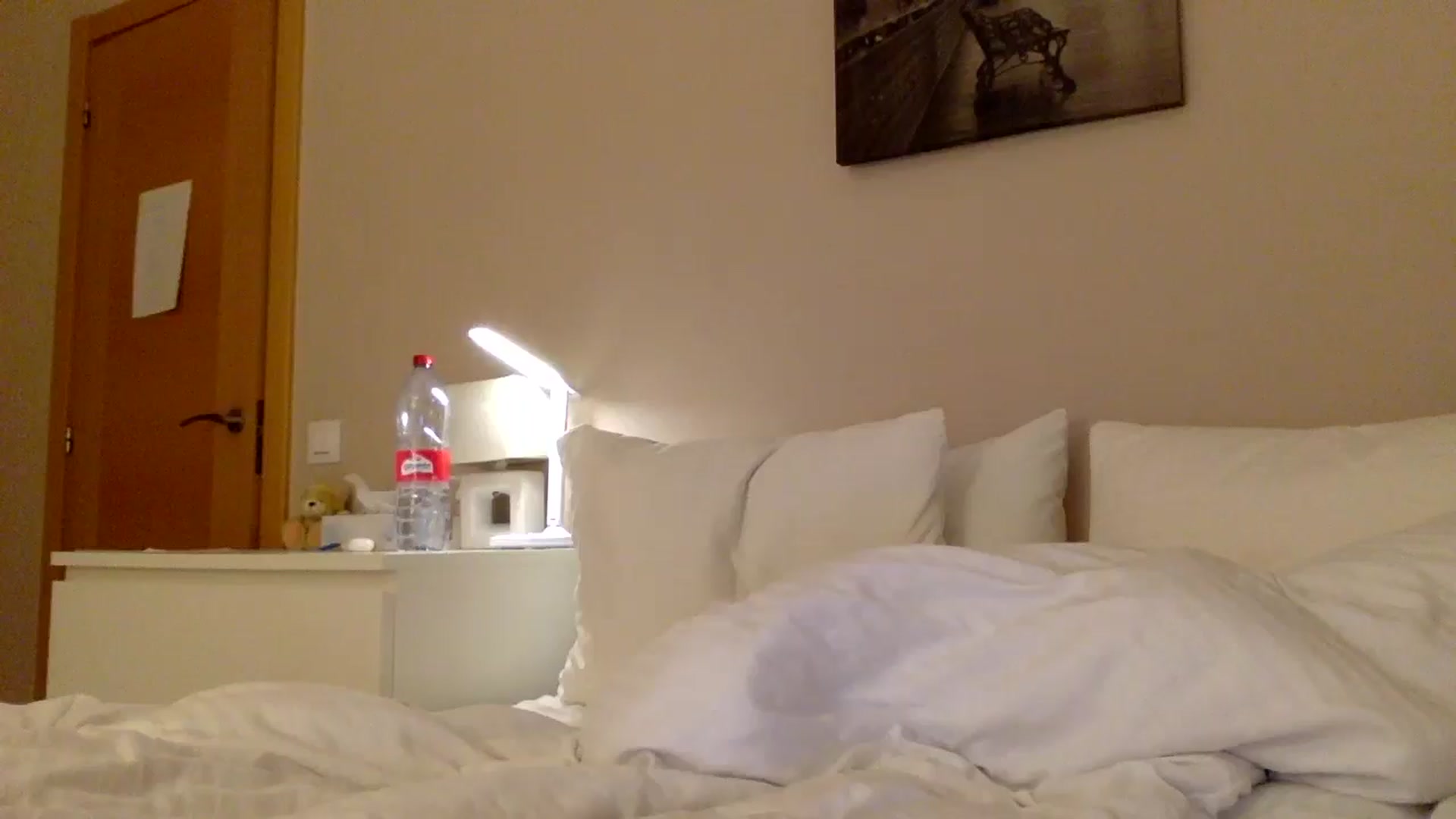 Gallery image thumbnail from Aimee_Angel's myfreecams stream on, 03/17/2025, 21:56 image 6 of 20