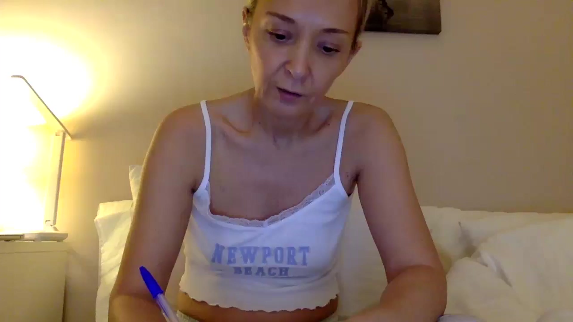 Gallery image thumbnail from Aimee_Angel's myfreecams stream on, 03/19/2025, 22:49 image 6 of 20