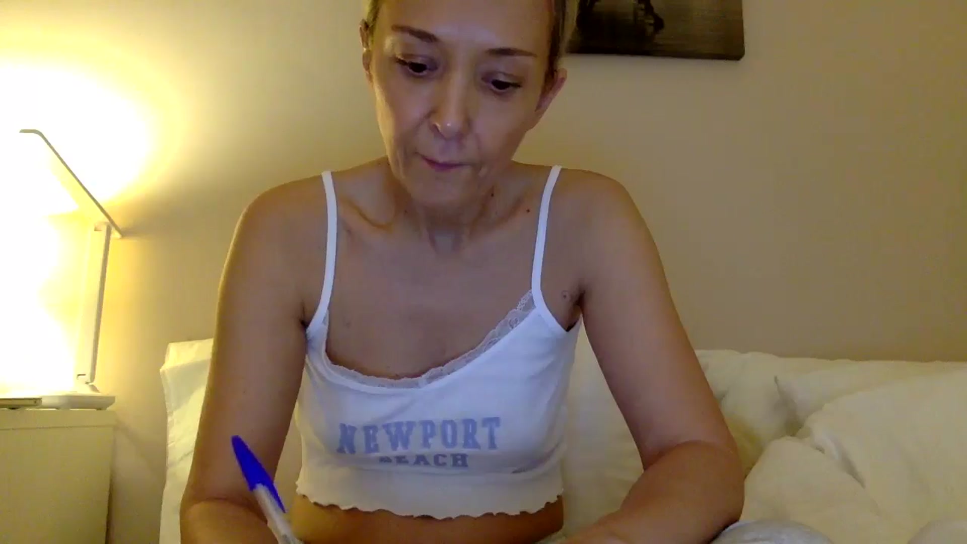 Gallery image thumbnail from Aimee_Angel's myfreecams stream on, 03/19/2025, 22:49 image 8 of 20