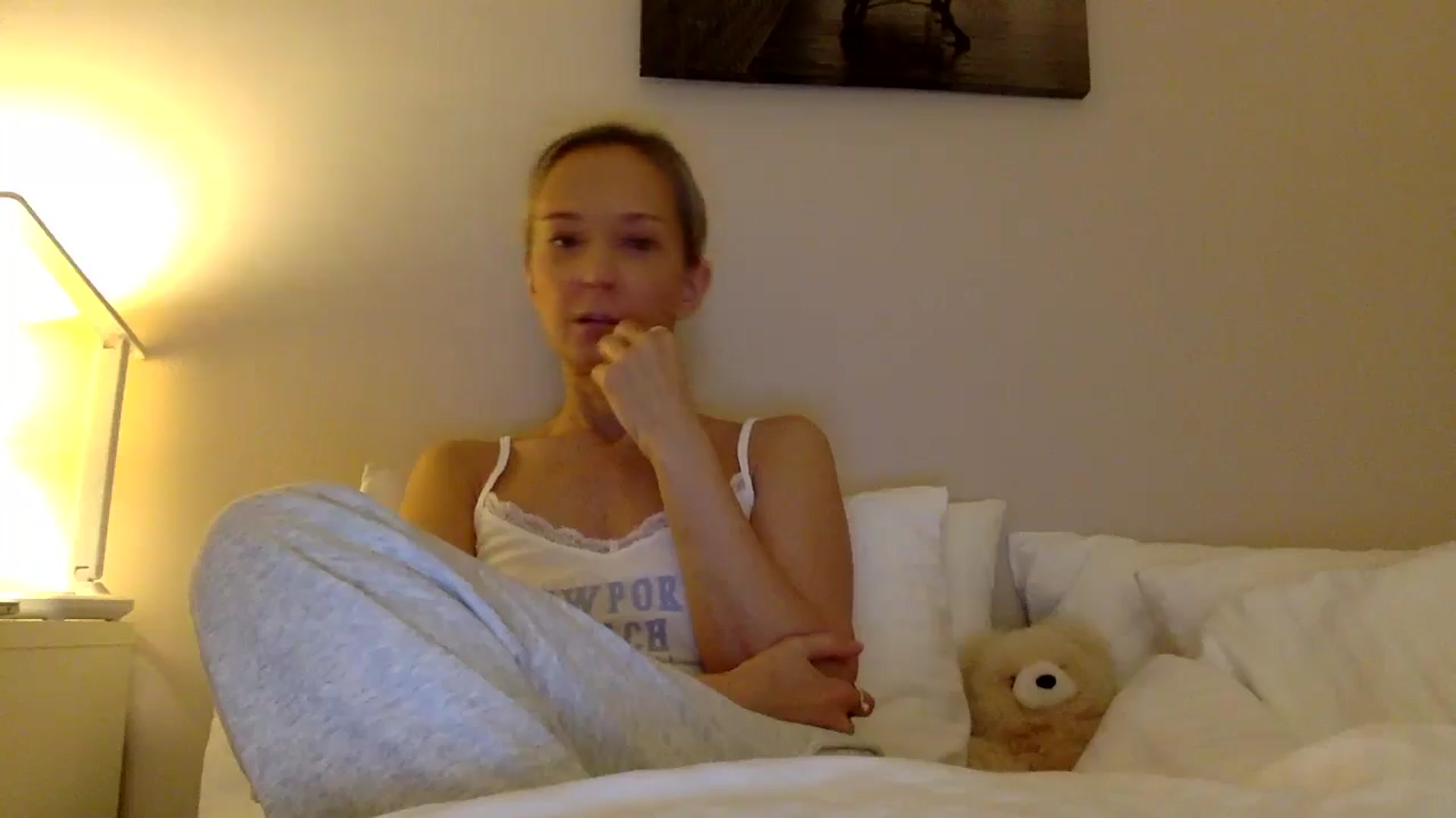 Gallery image thumbnail from Aimee_Angel's myfreecams stream on, 03/19/2025, 22:49 image 5 of 20