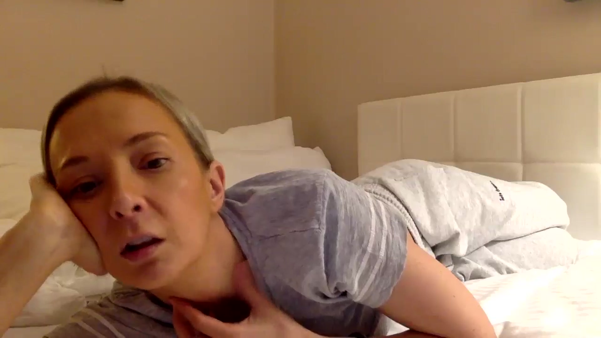 Gallery image thumbnail from Aimee_Angel's myfreecams stream on, 03/28/2025, 13:33 image 20 of 20
