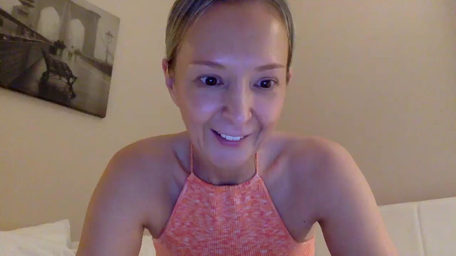 Gallery image thumbnail from Aimee_Angel's myfreecams stream on, 03/29/2025, 18:28 image 2 of 20
