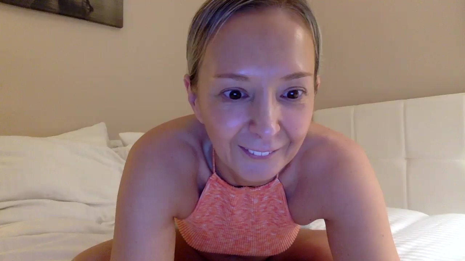 Gallery image thumbnail from Aimee_Angel's myfreecams stream on, 03/29/2025, 18:28 image 11 of 20