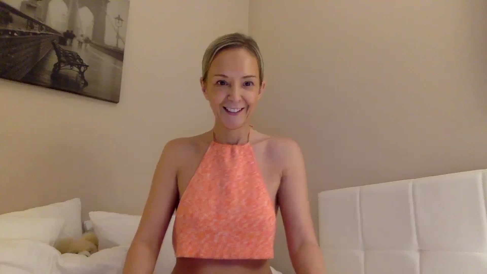 Gallery image thumbnail from Aimee_Angel's myfreecams stream on, 03/29/2025, 19:37 image 10 of 20