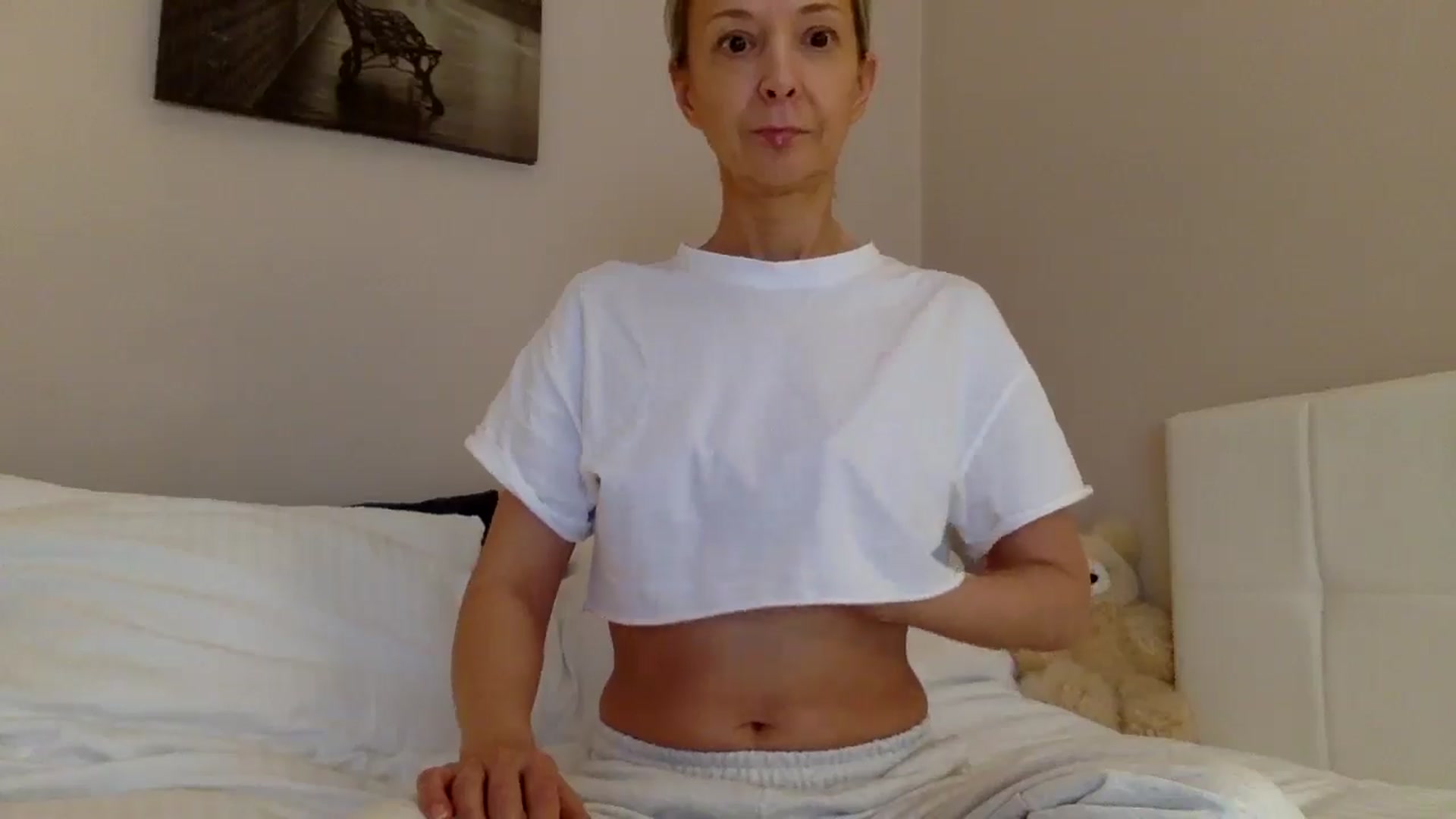 Gallery image thumbnail from Aimee_Angel's myfreecams stream on, 04/05/2025, 11:25 image 19 of 20