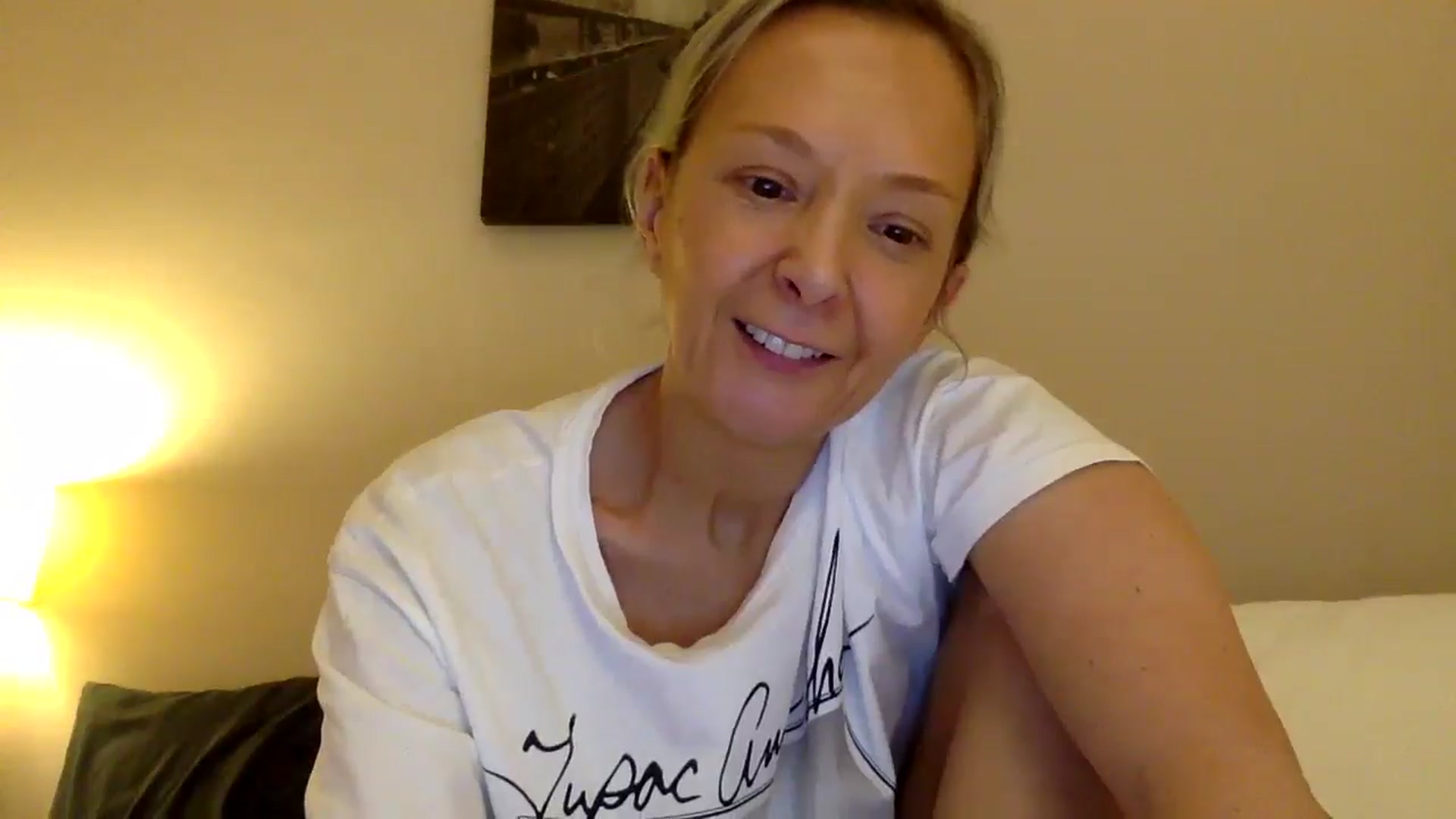 Gallery image thumbnail from Aimee_Angel's myfreecams stream on, 04/16/2025, 22:14 image 13 of 20