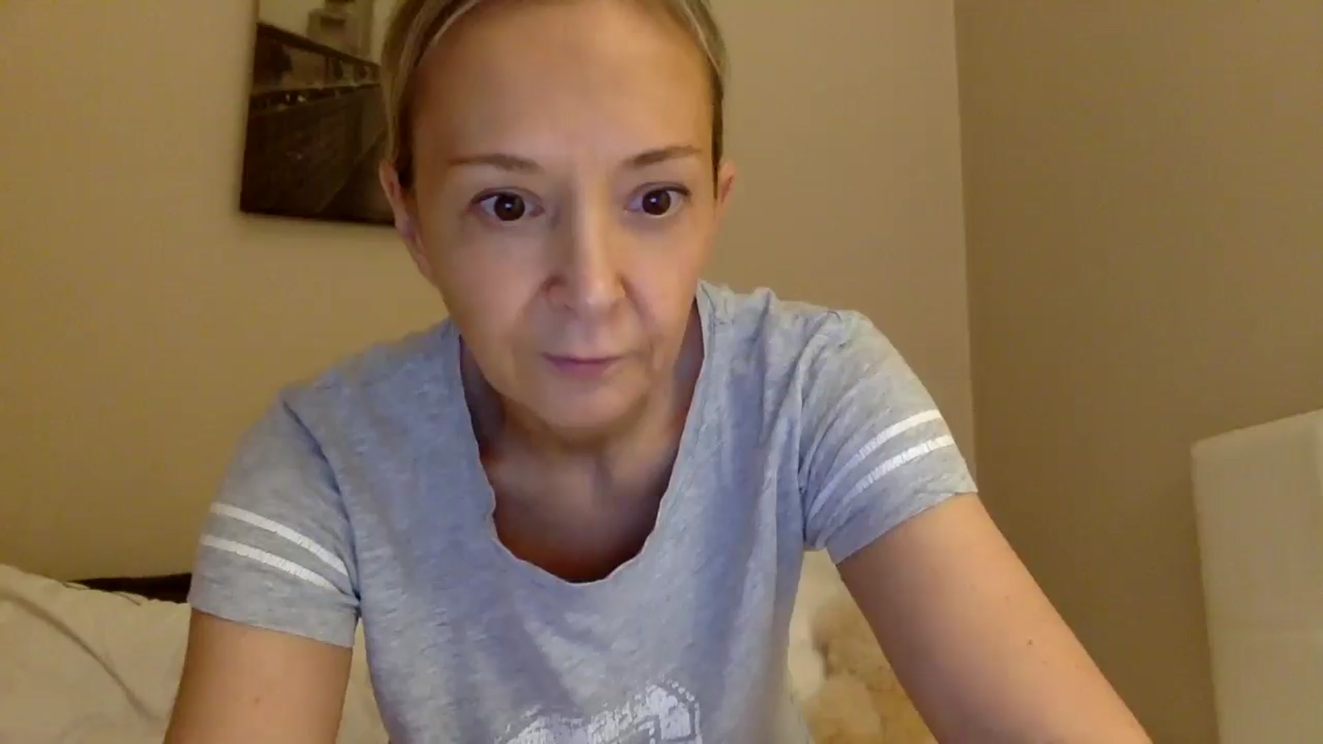 Gallery image thumbnail from Aimee_Angel's myfreecams stream on, 04/19/2025, 18:28 image 12 of 20