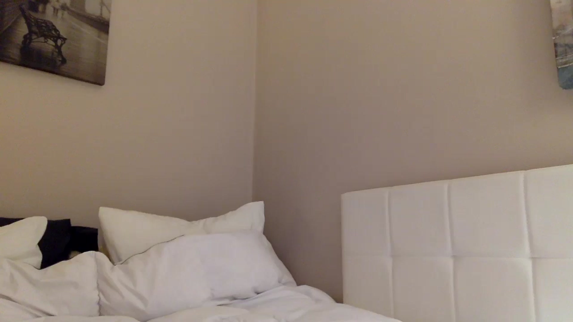 Gallery image thumbnail from Aimee_Angel's myfreecams stream on, 04/20/2025, 21:13 image 3 of 20