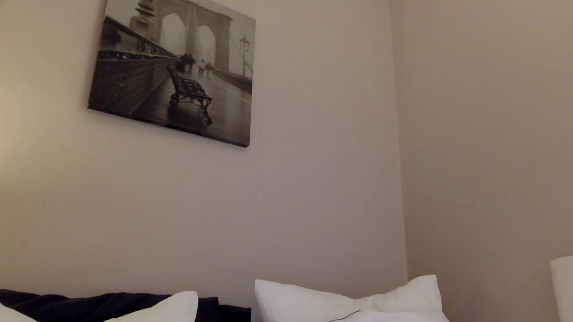 Gallery image thumbnail from Aimee_Angel's myfreecams stream on, 04/20/2025, 21:13 image 1 of 20