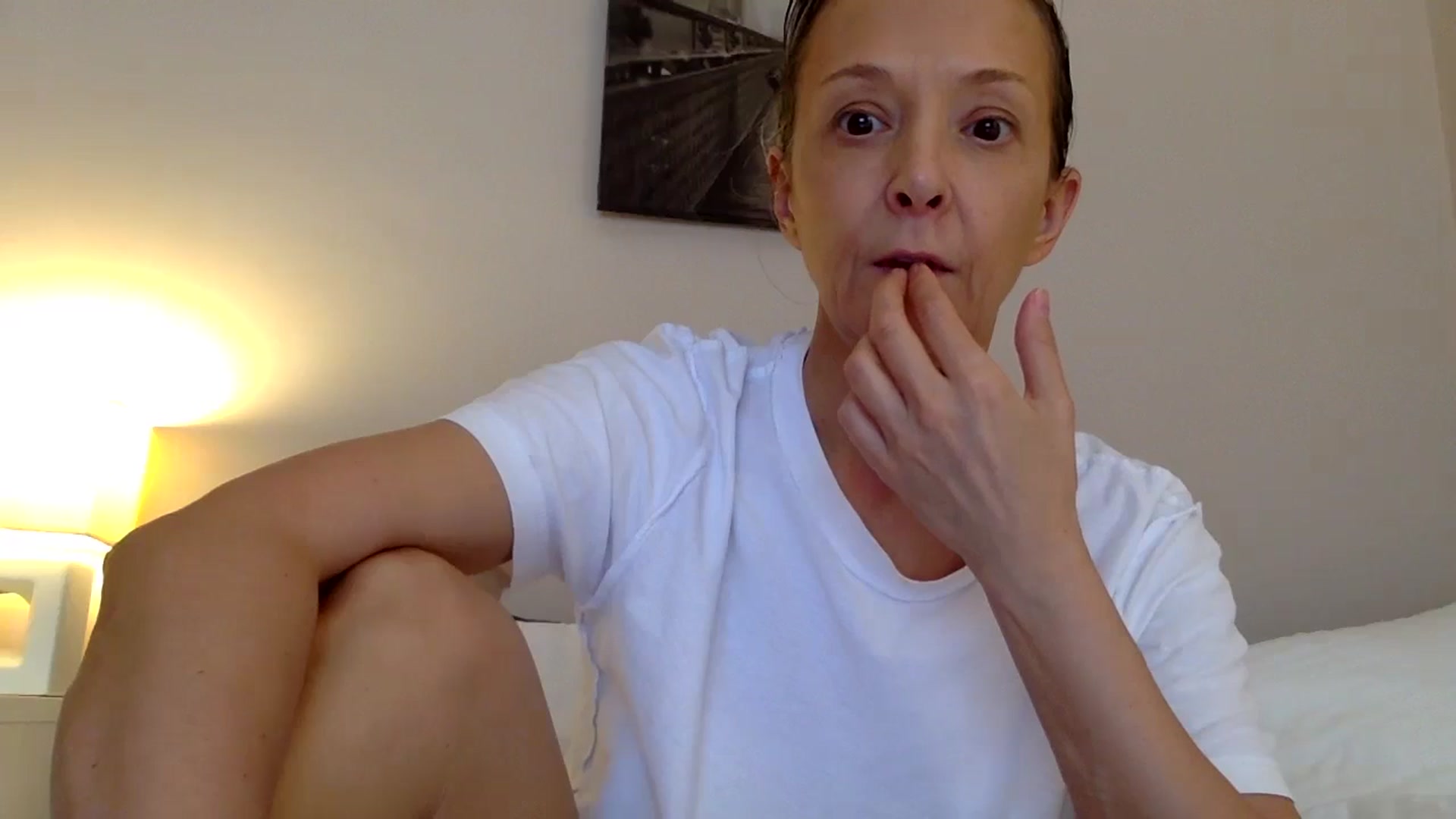 Gallery image thumbnail from Aimee_Angel's myfreecams stream on, 05/07/2025, 16:07 image 13 of 20