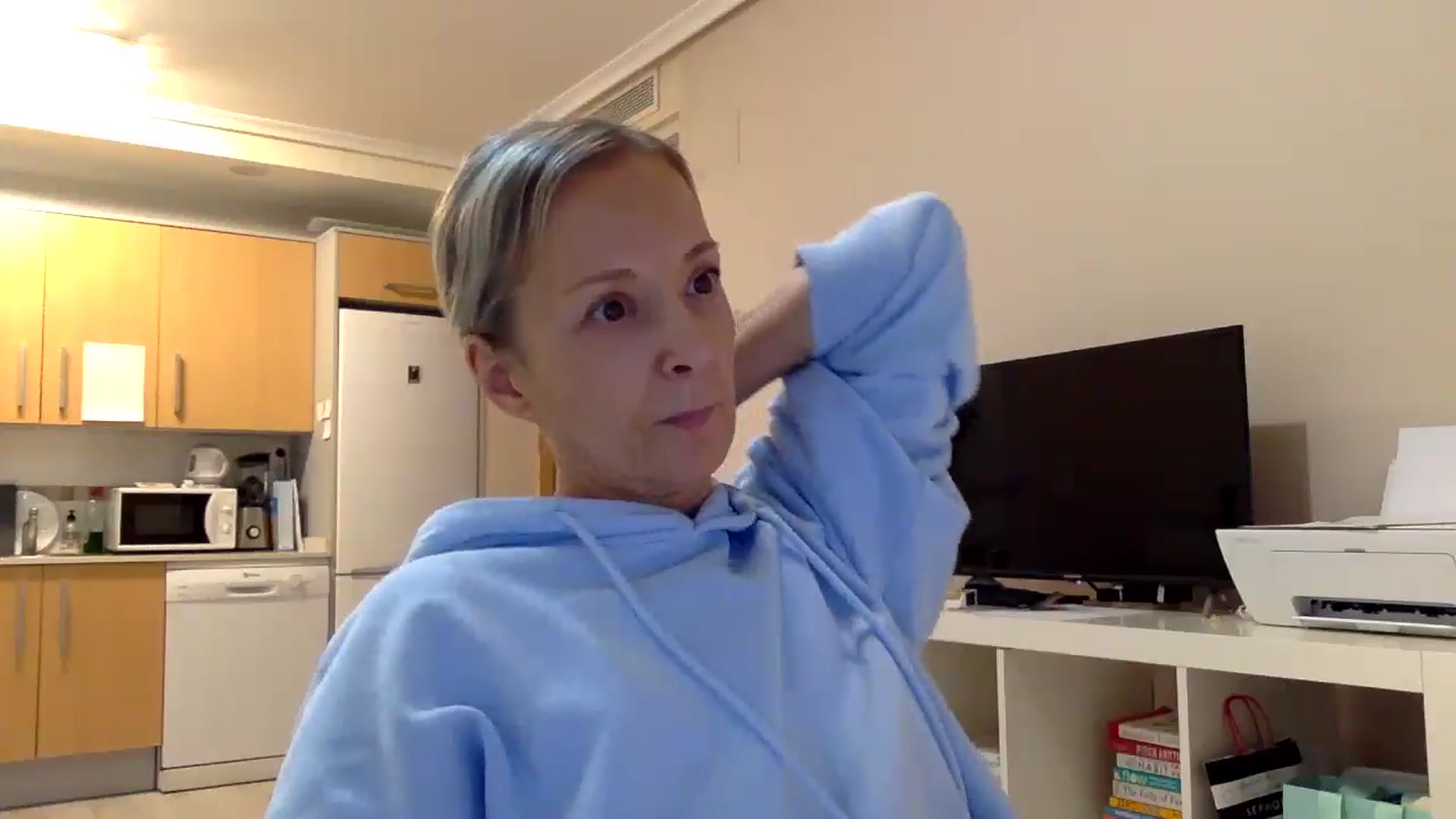 Gallery image thumbnail from Aimee_Angel's myfreecams stream on, 05/16/2025, 22:15 image 6 of 20