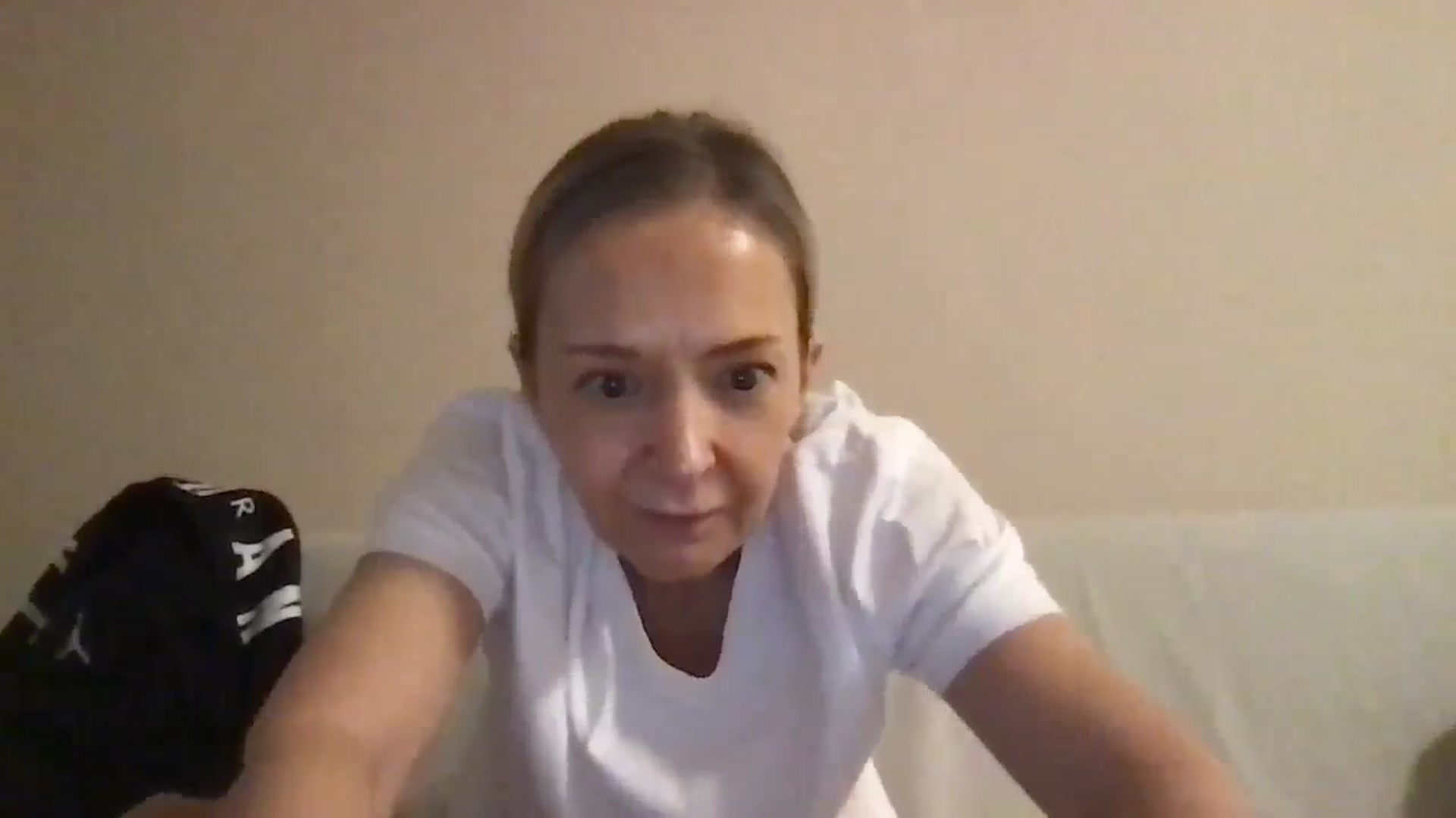 Gallery image thumbnail from Aimee_Angel's myfreecams stream on, 05/25/2025, 20:50 image 4 of 20