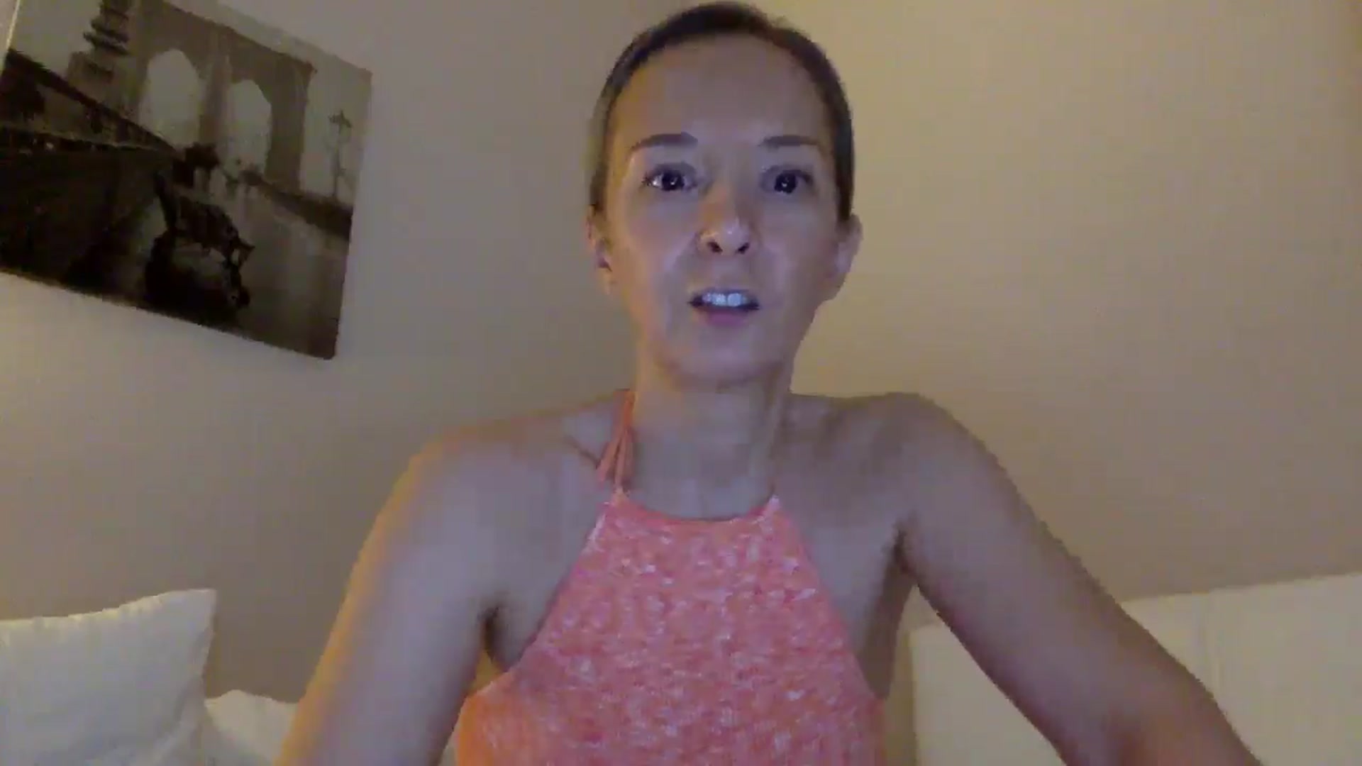 Gallery image thumbnail from Aimee_Angel's myfreecams stream on, 06/18/2025, 19:05 image 2 of 20