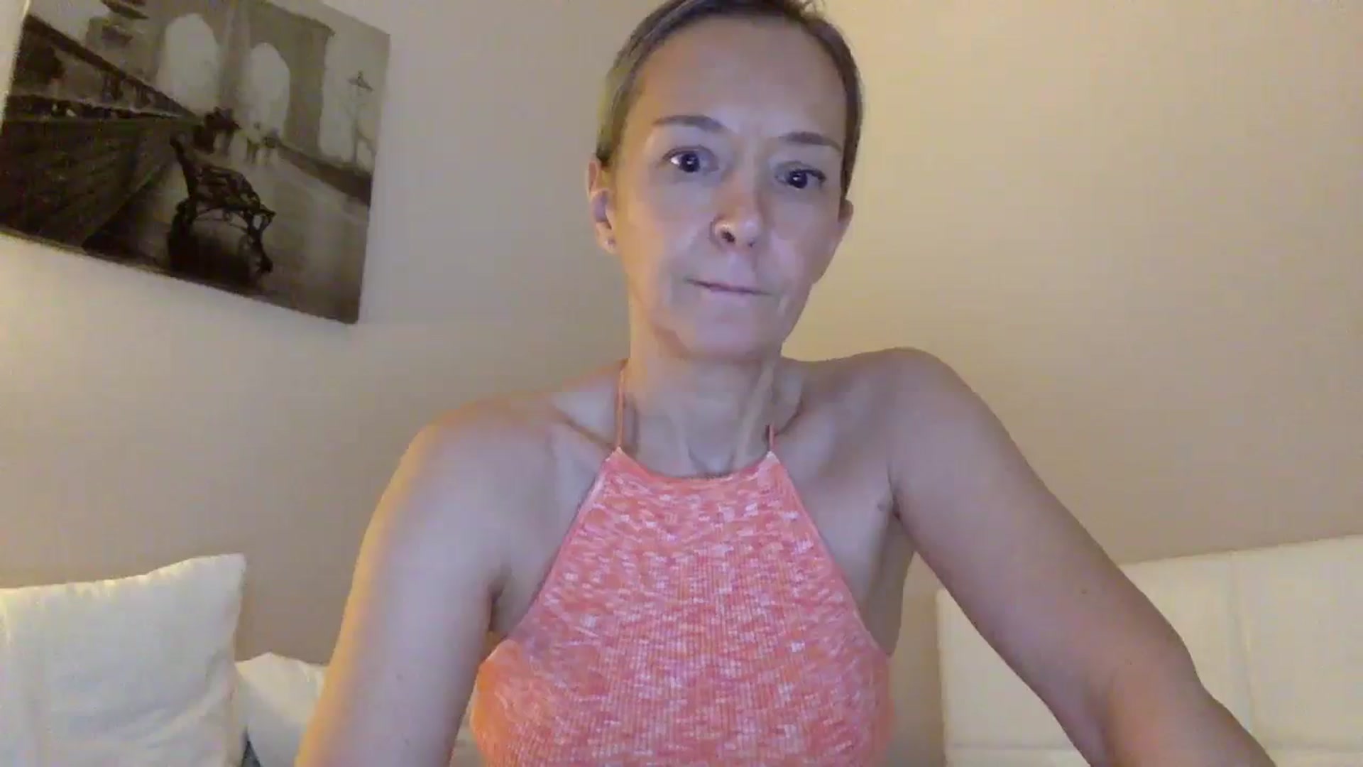 Gallery image thumbnail from Aimee_Angel's myfreecams stream on, 06/18/2025, 19:05 image 3 of 20