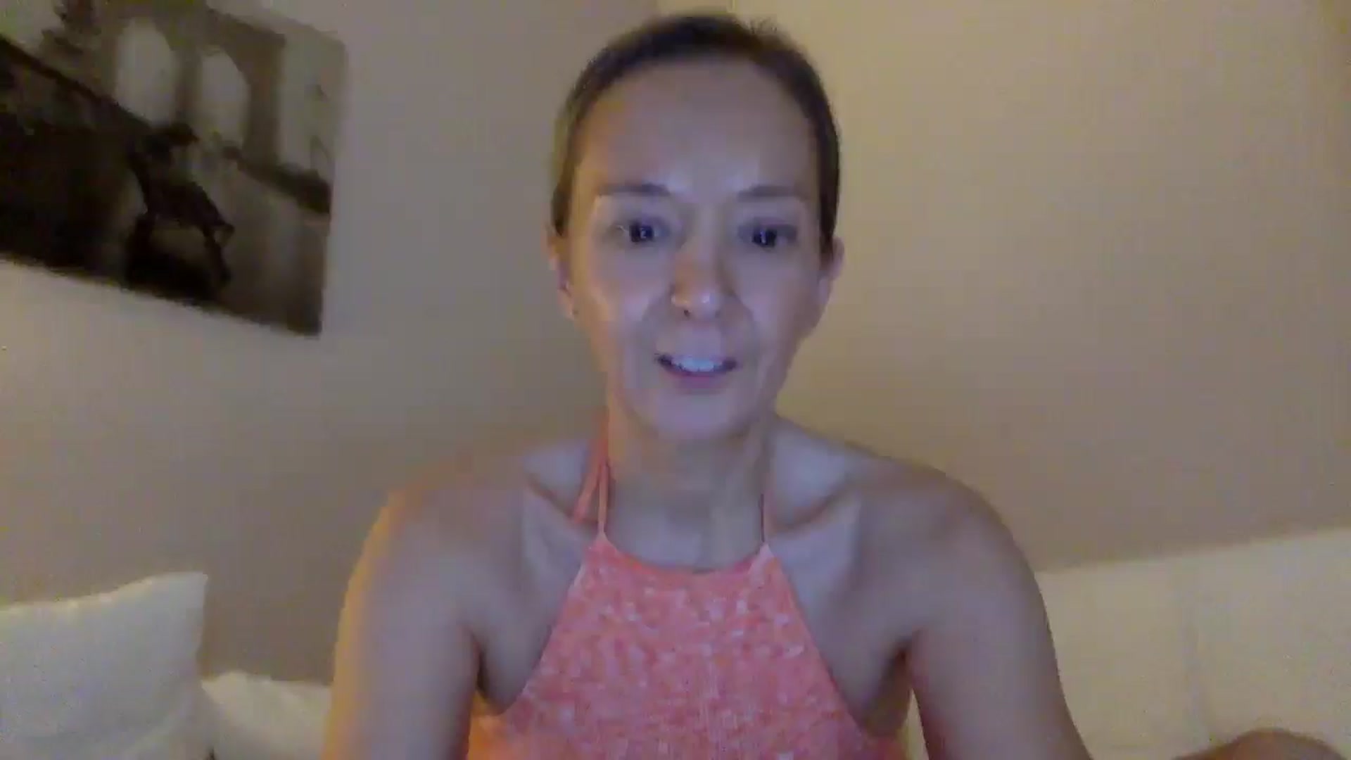 Gallery image thumbnail from Aimee_Angel's myfreecams stream on, 06/18/2025, 19:05 image 1 of 20