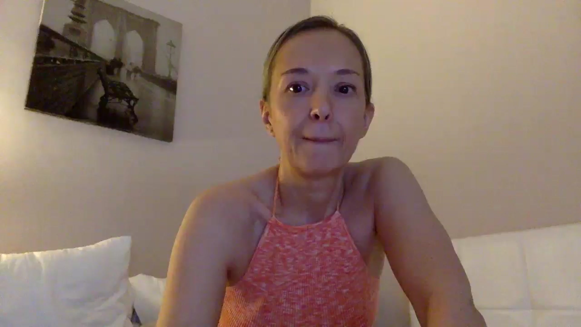 Gallery image thumbnail from Aimee_Angel's myfreecams stream on, 06/18/2025, 19:05 image 9 of 20