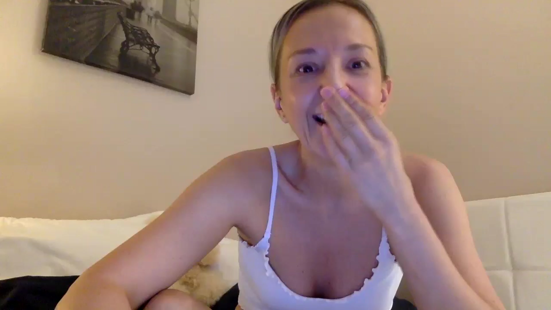 Gallery image thumbnail from Aimee_Angel's myfreecams stream on, 06/22/2025, 18:50 image 19 of 20