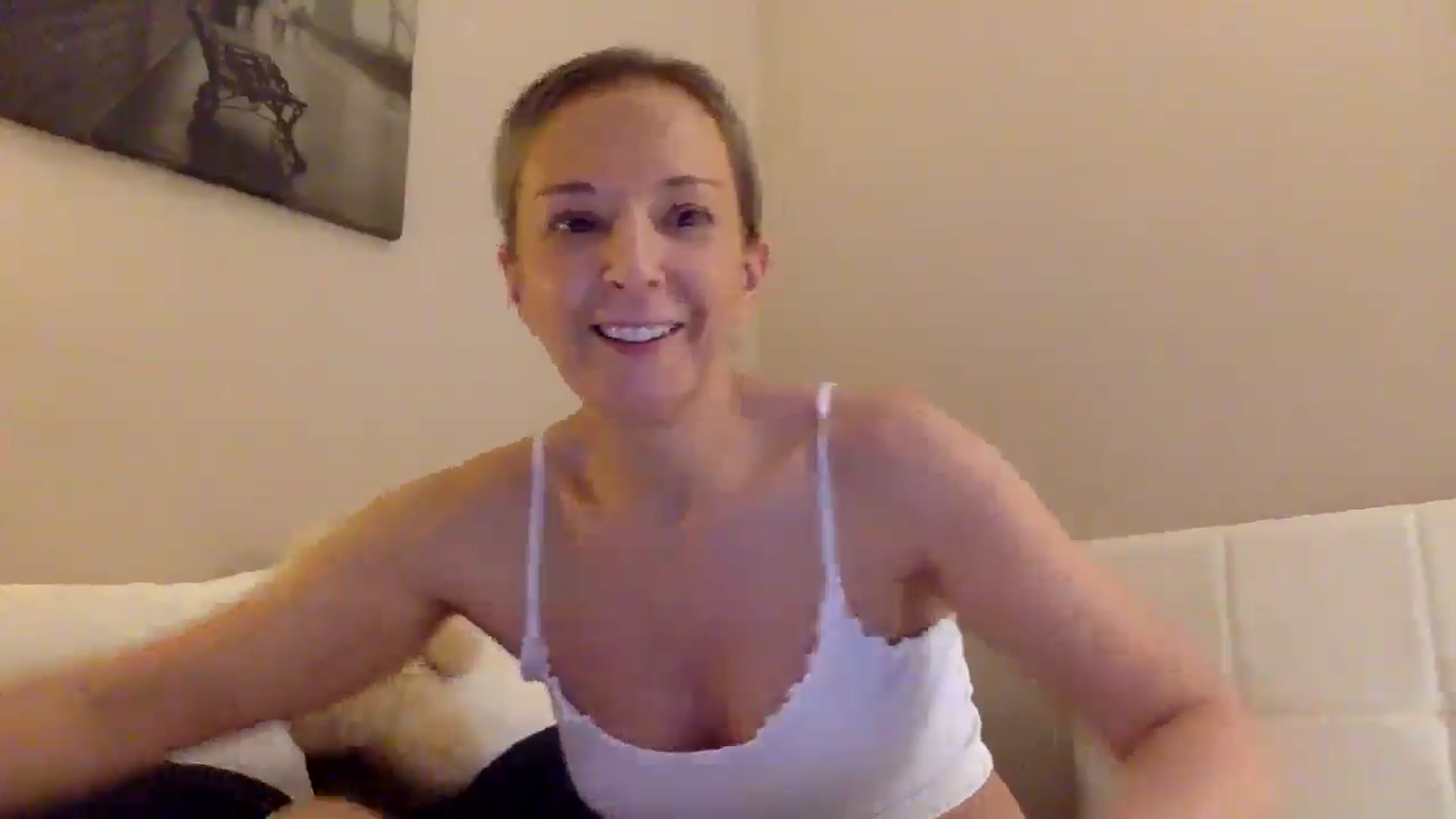 Gallery image thumbnail from Aimee_Angel's myfreecams stream on, 06/22/2025, 18:50 image 14 of 20
