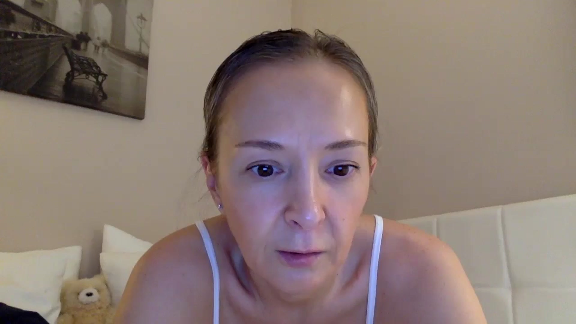 Gallery image thumbnail from Aimee_Angel's myfreecams stream on, 06/23/2025, 19:02 image 6 of 20
