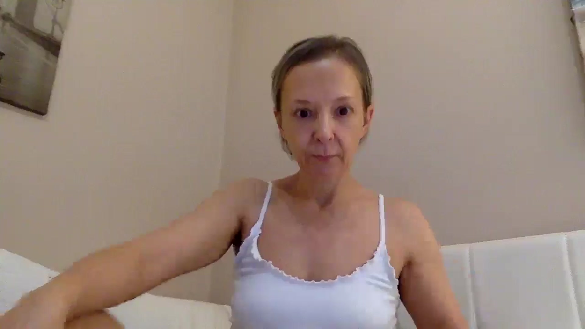 Gallery image thumbnail from Aimee_Angel's myfreecams stream on, 06/24/2025, 15:46 image 2 of 20