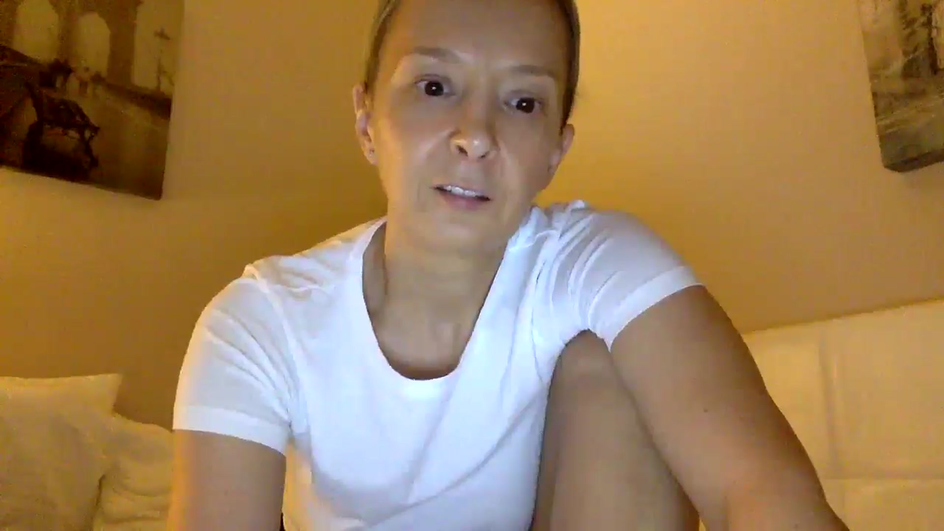 Gallery image thumbnail from Aimee_Angel's myfreecams stream on, 06/29/2025, 18:51 image 17 of 20