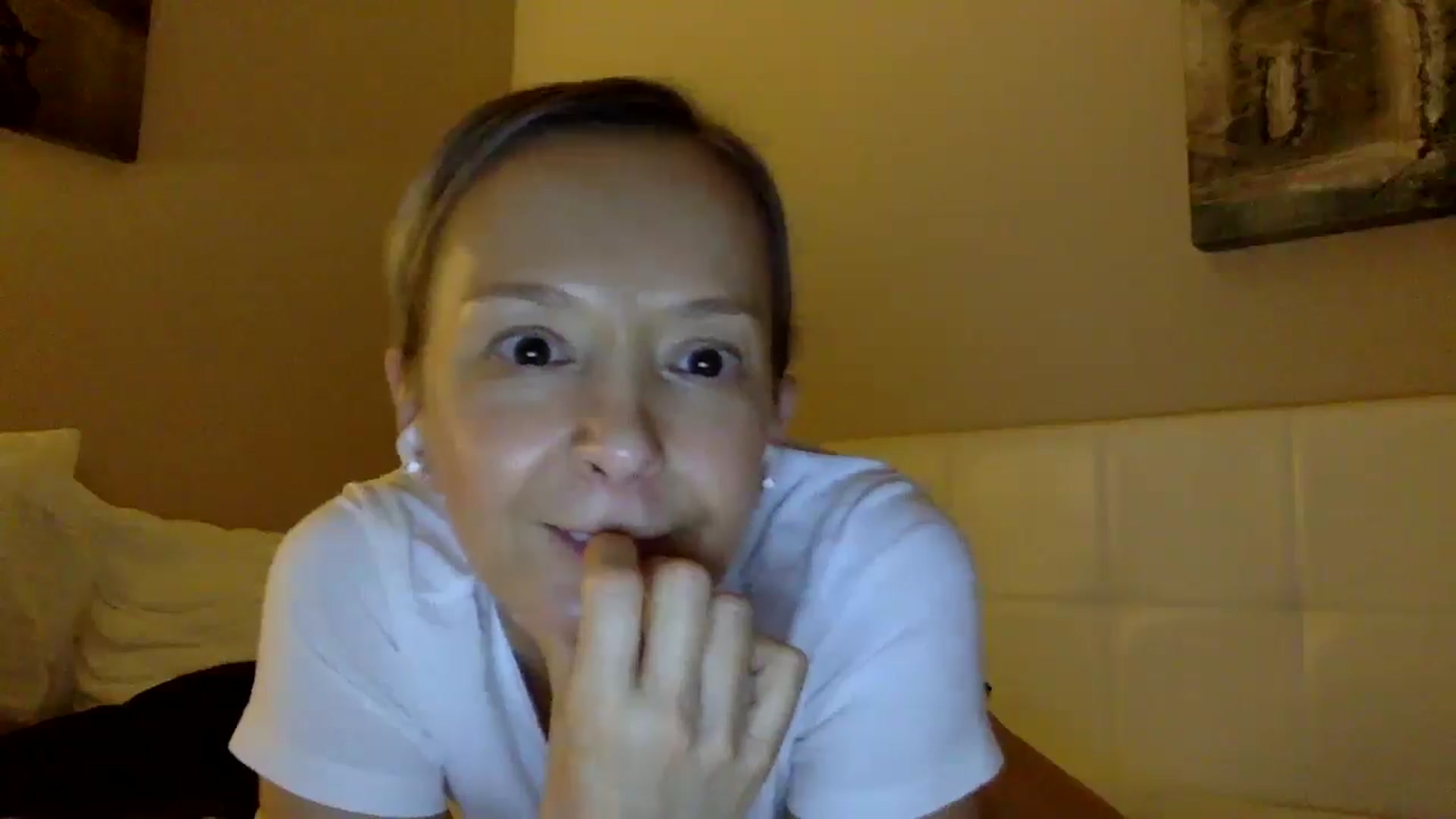 Gallery image thumbnail from Aimee_Angel's myfreecams stream on, 06/29/2025, 19:12 image 12 of 20