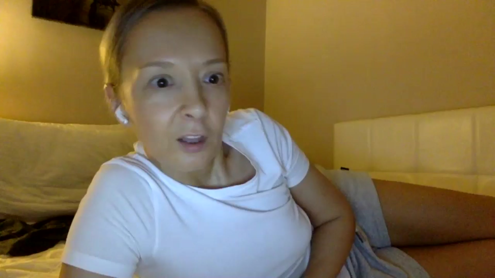 Gallery image thumbnail from Aimee_Angel's myfreecams stream on, 06/29/2025, 19:12 image 1 of 20