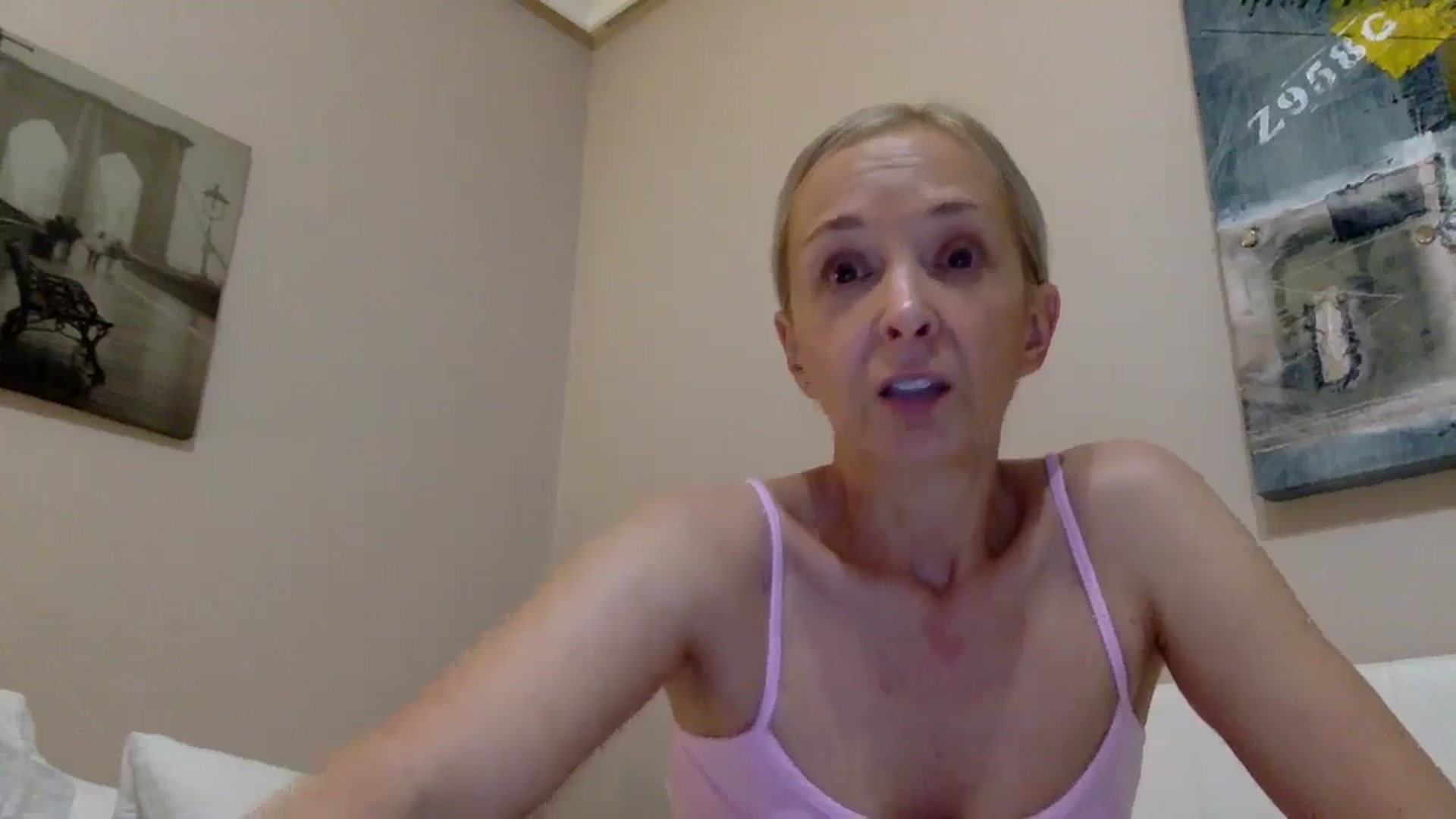 Gallery image thumbnail from Aimee_Angel's myfreecams stream on, 07/03/2025, 21:28 image 12 of 20