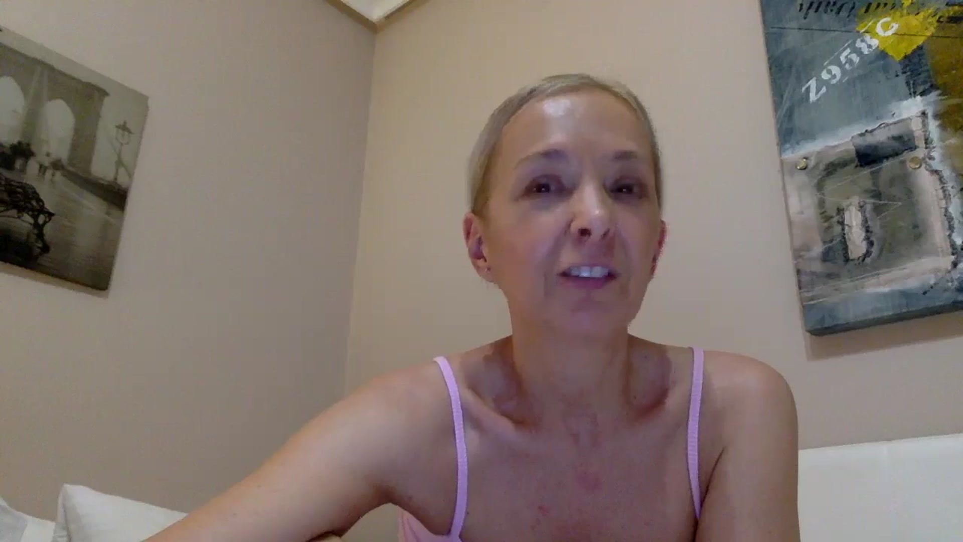 Gallery image thumbnail from Aimee_Angel's myfreecams stream on, 07/03/2025, 21:28 image 13 of 20