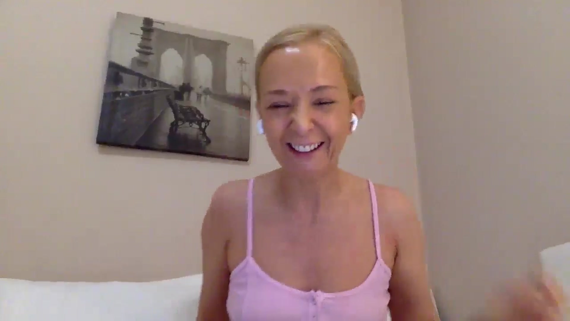 Gallery image thumbnail from Aimee_Angel's myfreecams stream on, 07/07/2025, 16:45 image 2 of 20