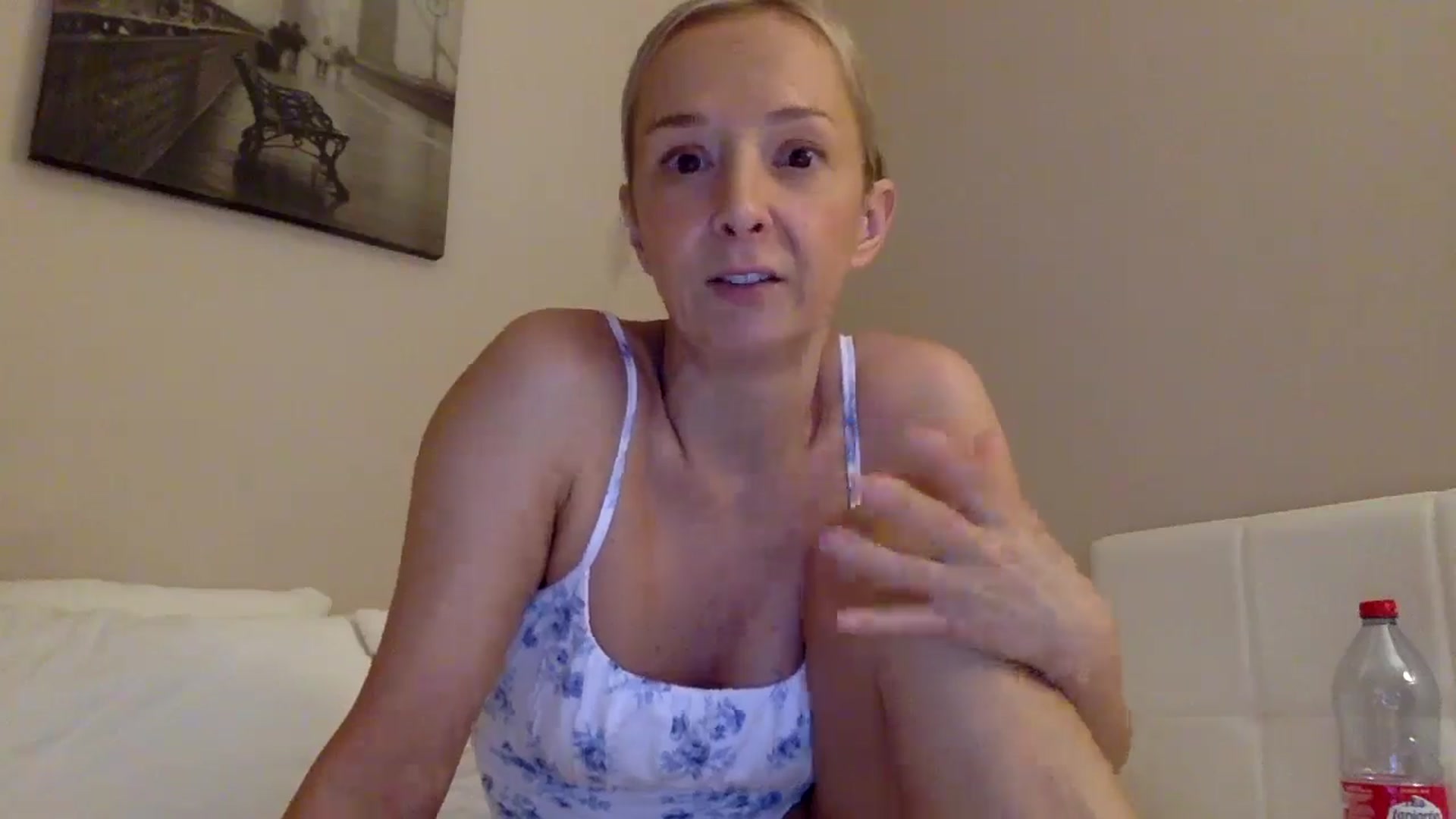 Gallery image thumbnail from Aimee_Angel's myfreecams stream on, 08/12/2025, 17:53 image 10 of 20