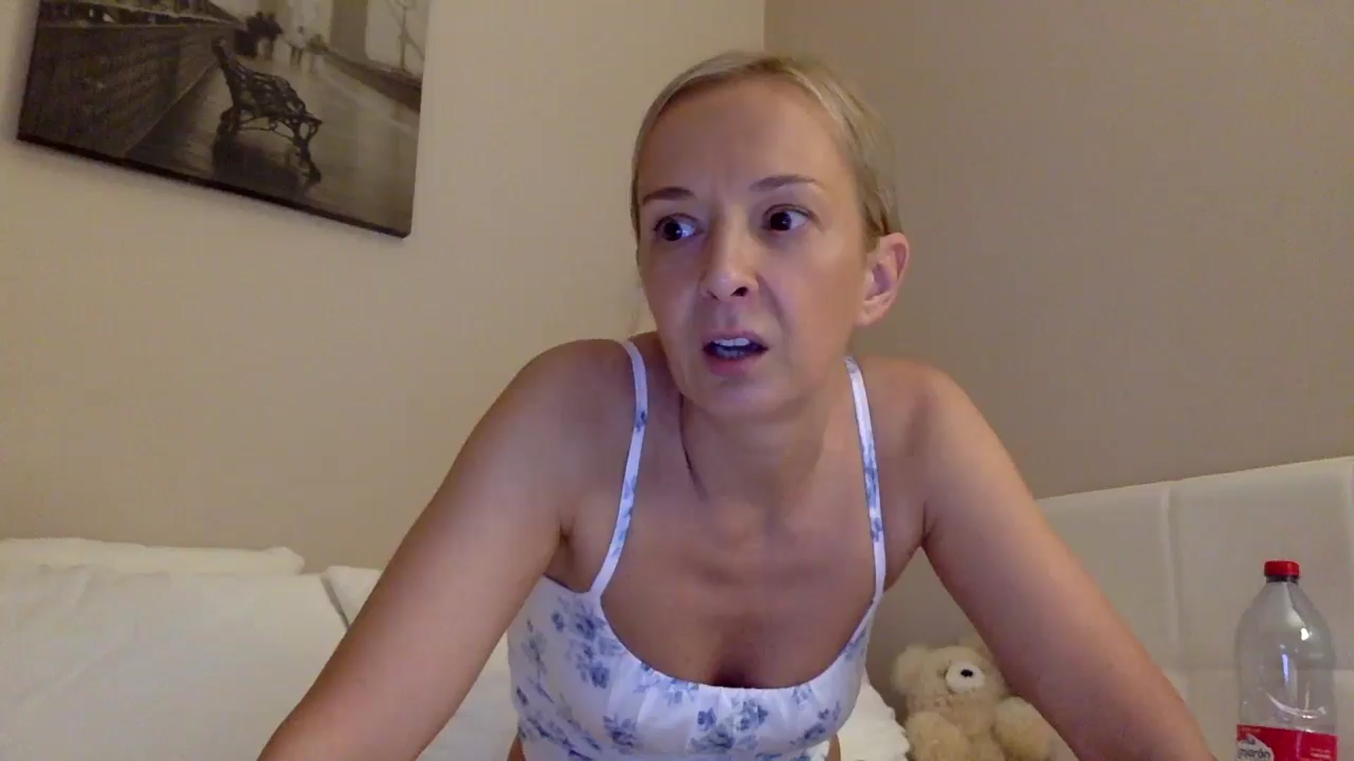 Gallery image thumbnail from Aimee_Angel's myfreecams stream on, 08/12/2025, 17:53 image 13 of 20