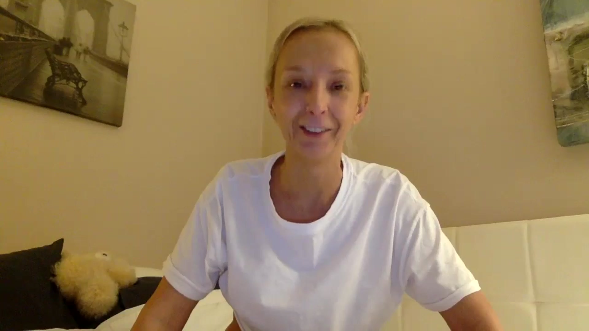 Gallery image thumbnail from Aimee_Angel's myfreecams stream on, 08/22/2025, 21:51 image 14 of 20