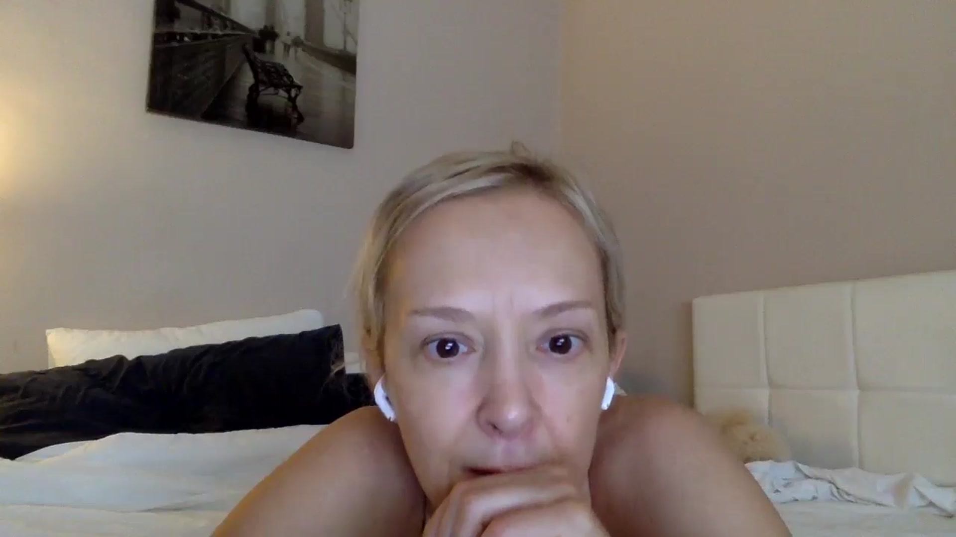 Gallery image thumbnail from Aimee_Angel's myfreecams stream on, 08/23/2025, 14:11 image 20 of 20