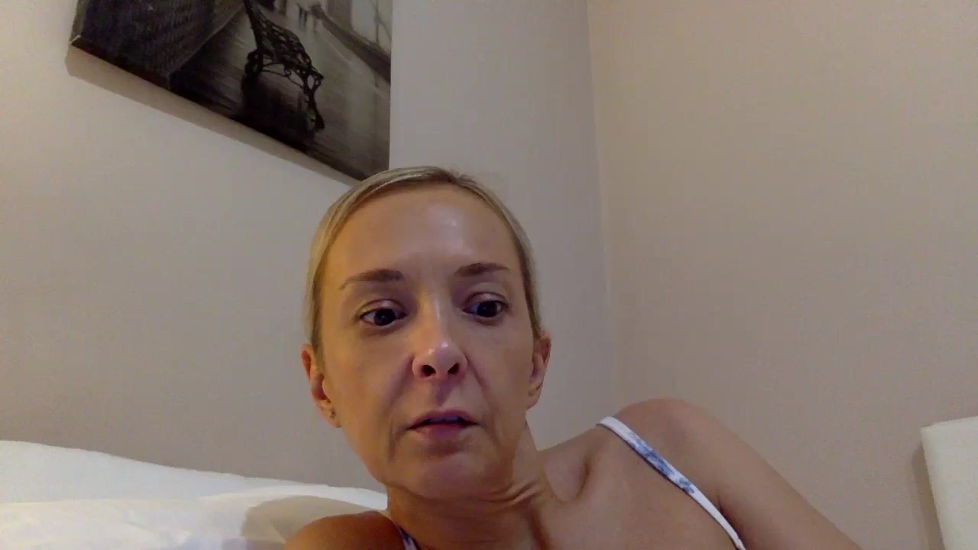Gallery image thumbnail from Aimee_Angel's myfreecams stream on, 09/03/2025, 20:07 image 2 of 20