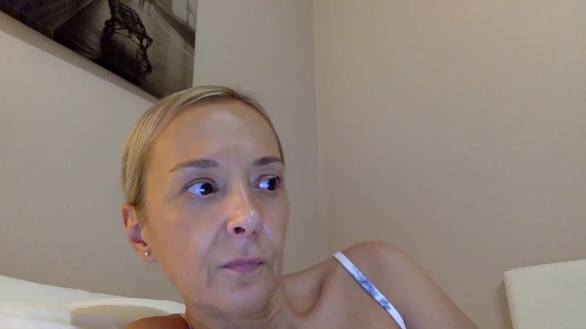 Gallery image thumbnail from Aimee_Angel's myfreecams stream on, 09/03/2025, 20:07 image 5 of 20