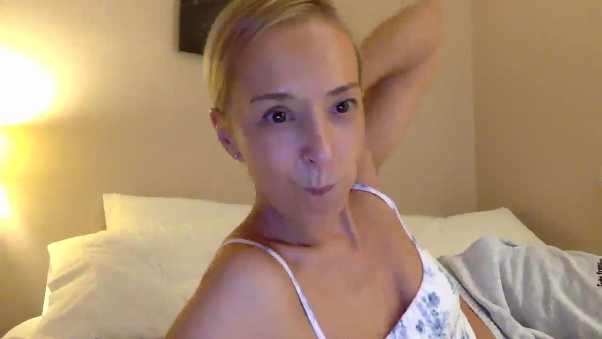 Gallery image thumbnail from Aimee_Angel's myfreecams stream on, 09/03/2025, 21:48 image 2 of 20
