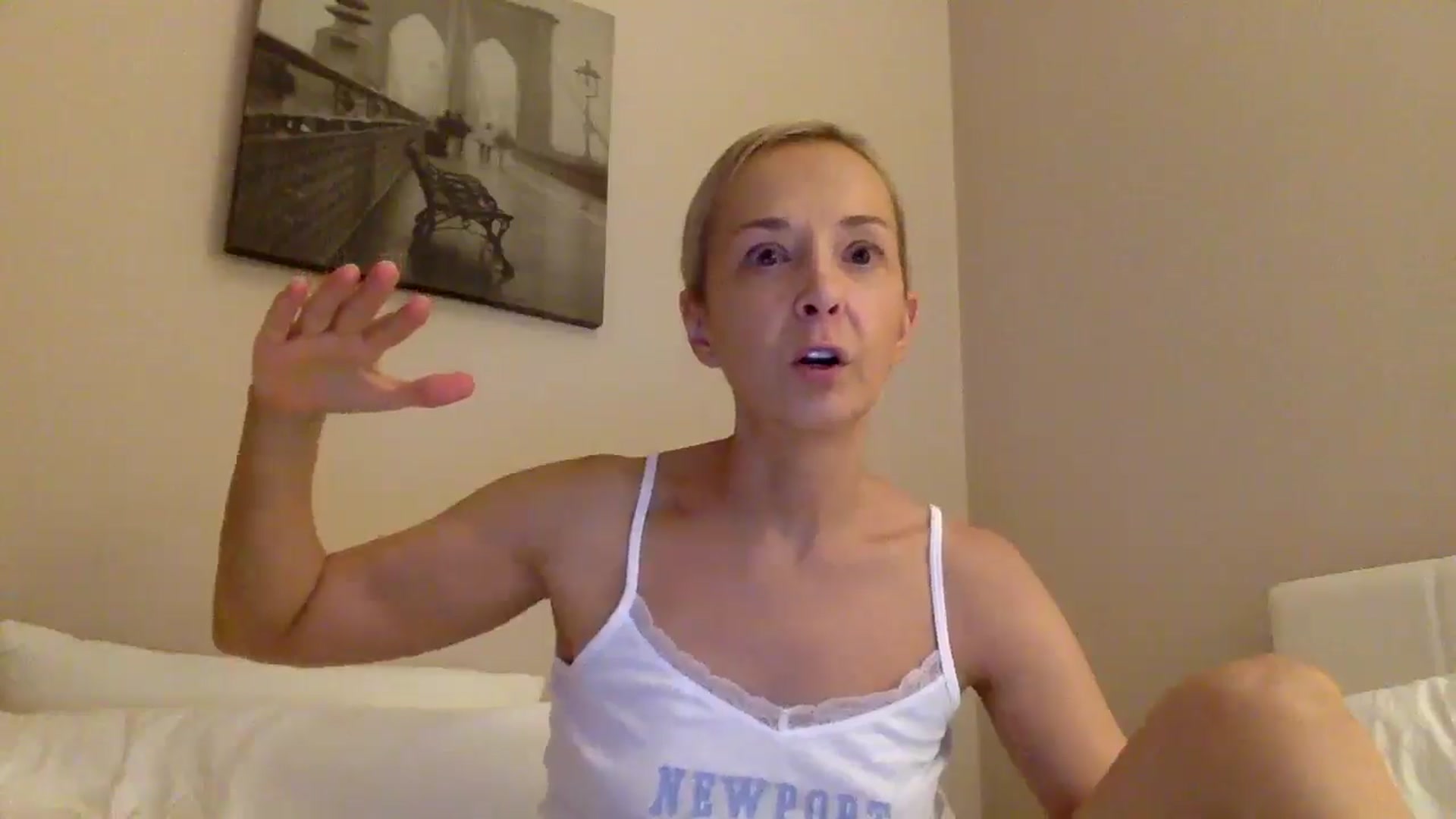 Gallery image thumbnail from Aimee_Angel's myfreecams stream on, 09/05/2025, 18:56 image 13 of 20