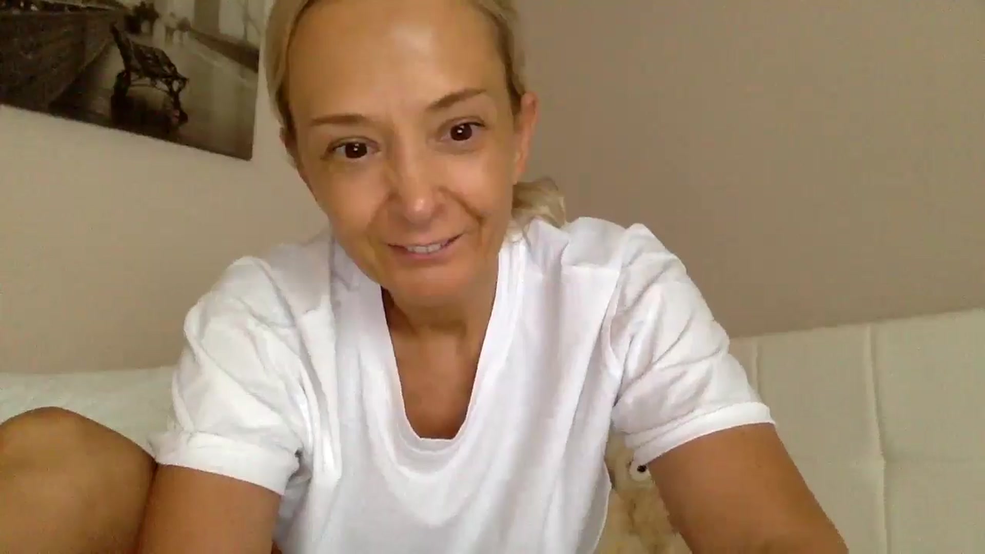 Gallery image thumbnail from Aimee_Angel's myfreecams stream on, 09/13/2025, 16:40 image 13 of 20