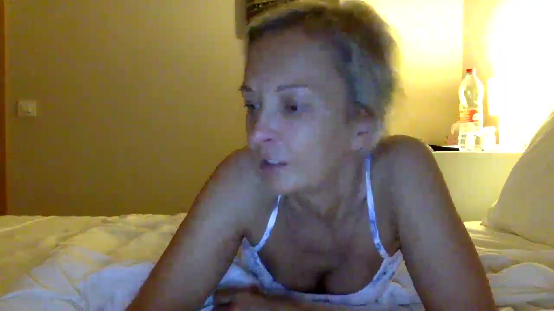 Gallery image thumbnail from Aimee_Angel's myfreecams stream on, 09/18/2025, 22:00 image 7 of 20