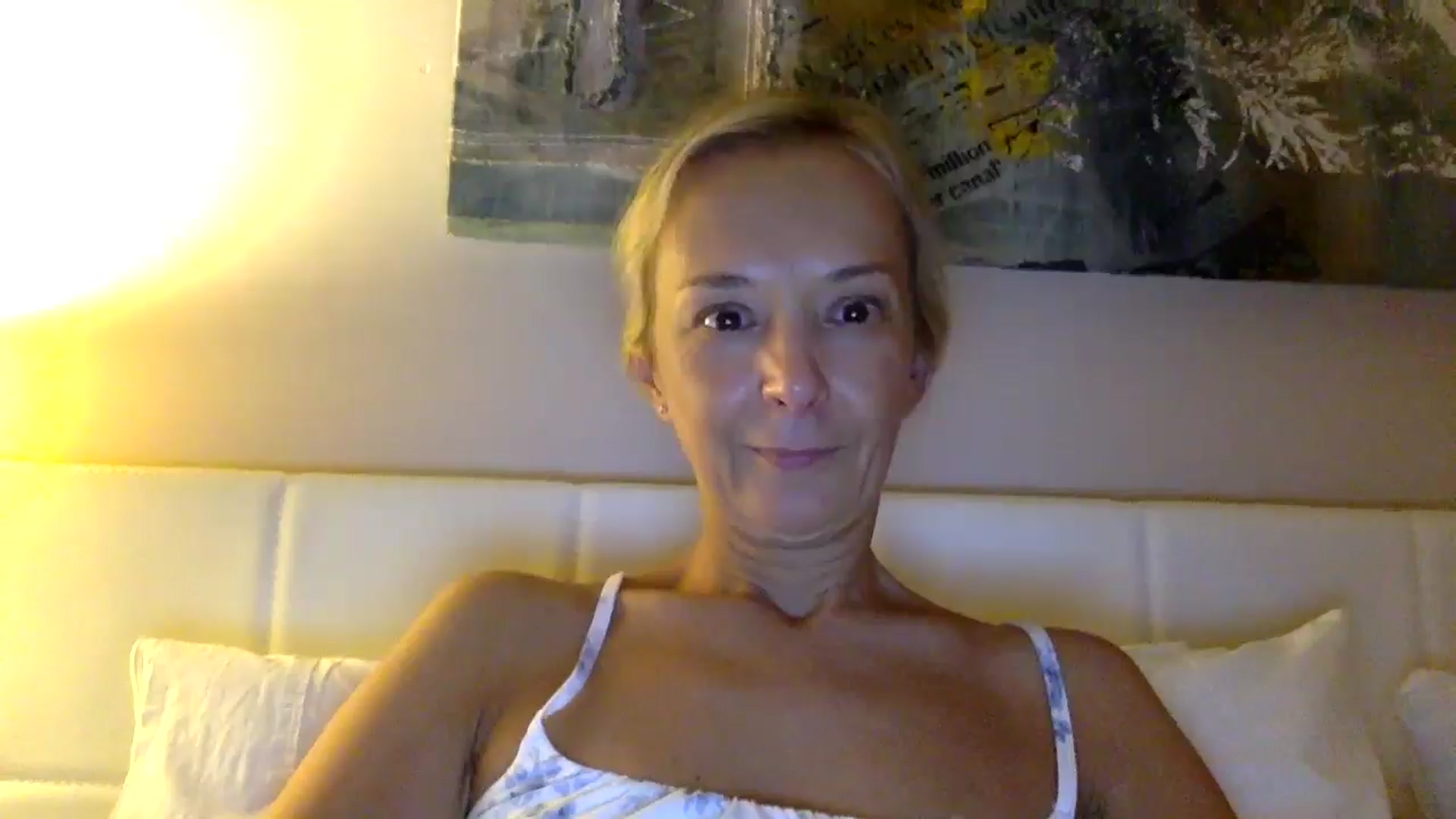 Gallery image thumbnail from Aimee_Angel's myfreecams stream on, 09/18/2025, 22:00 image 2 of 20
