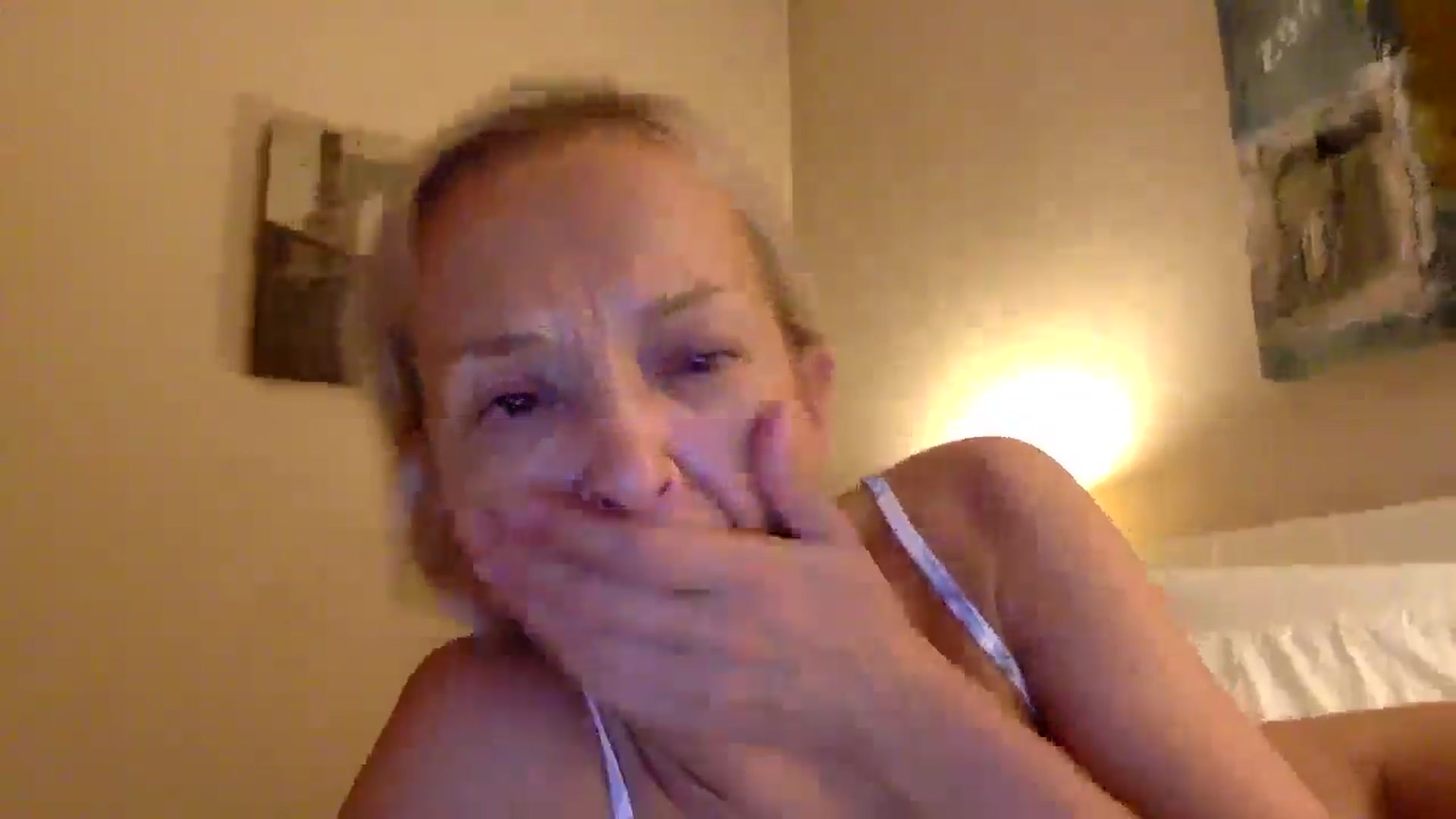 Gallery image thumbnail from Aimee_Angel's myfreecams stream on, 09/18/2025, 22:00 image 18 of 20